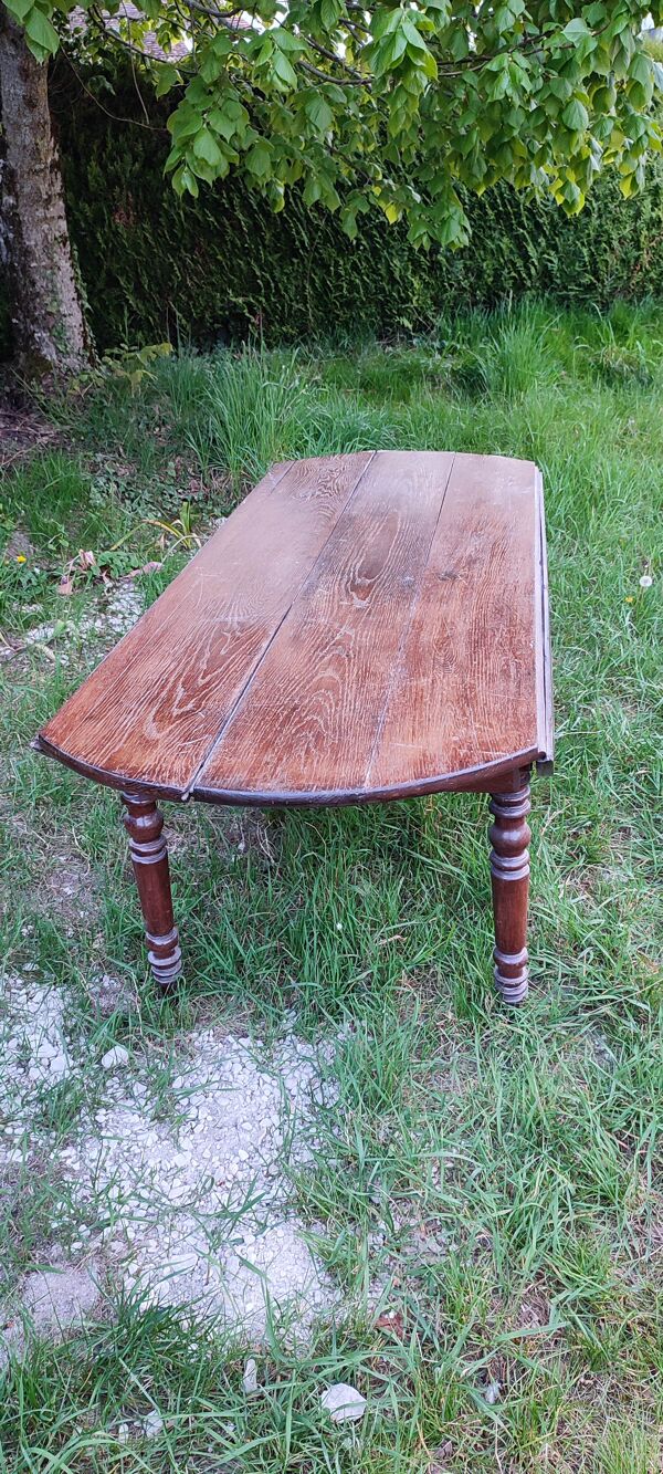 Table à volets en chêne ovale 190cm