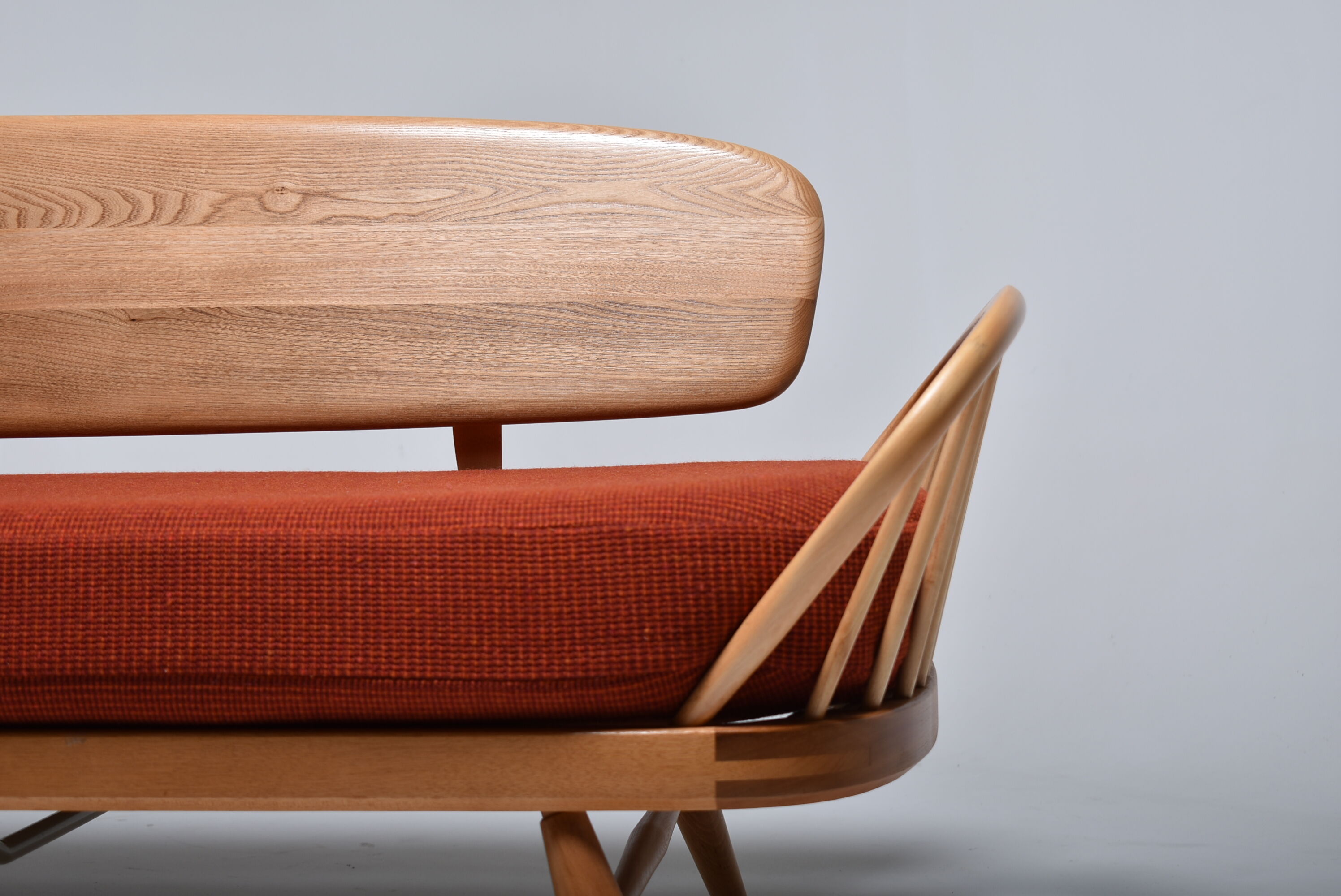 Ercol studio couch Lucian Ercolani bed bench