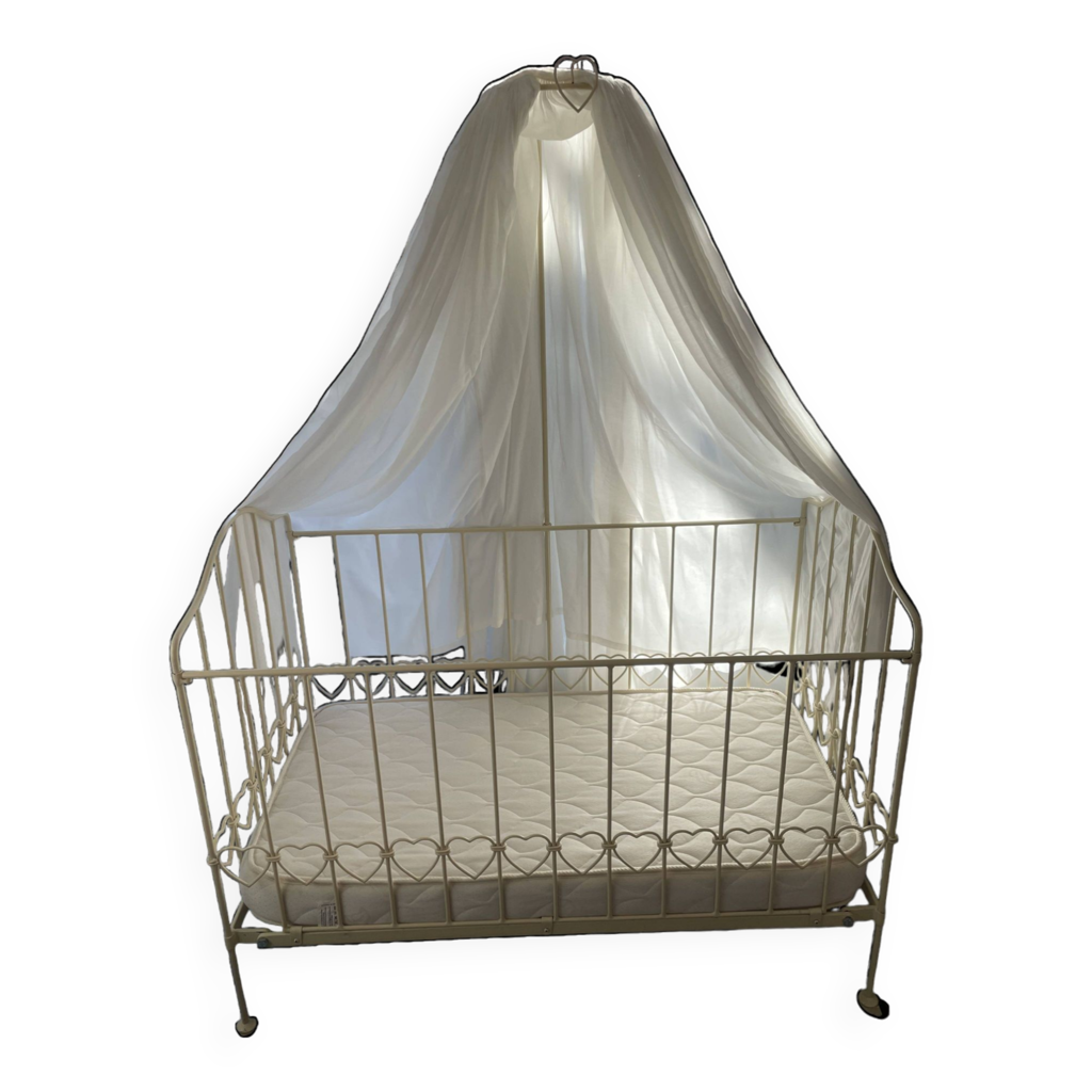 Wrought iron baby crib new arrivals