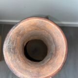 Ancient Kabyle amphora in terracotta.