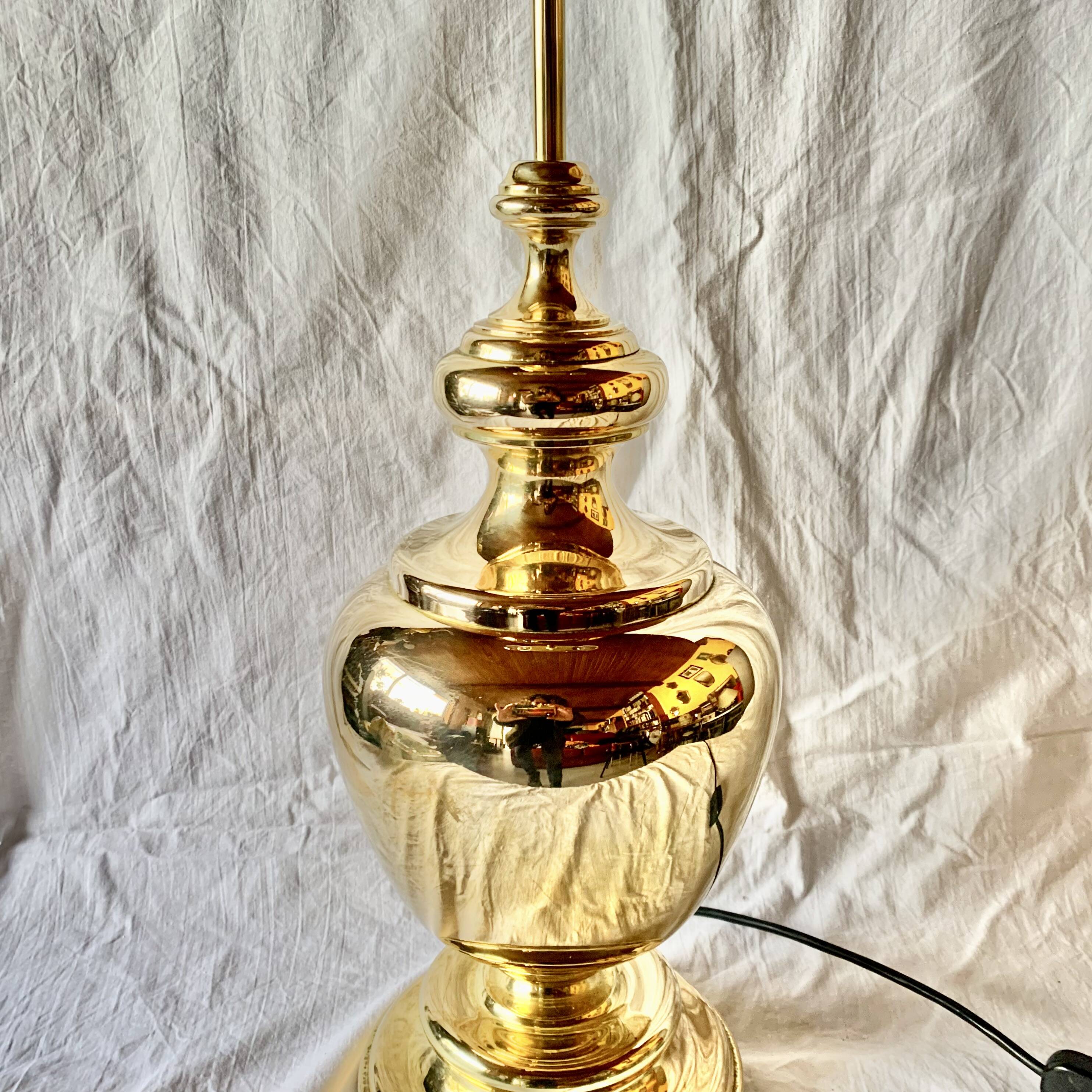 Large vintage brass lamp base - height: 75 cm