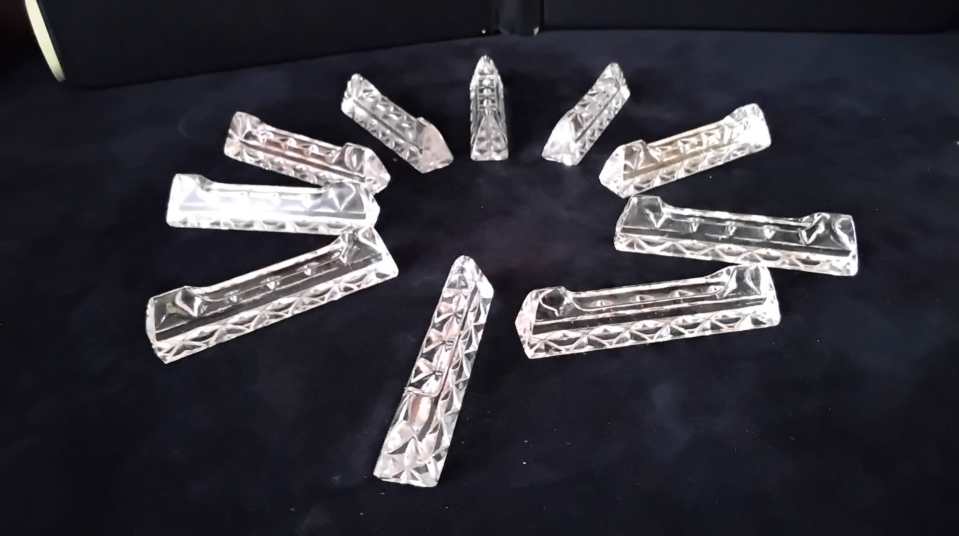 10 triangular lead crystal knife rests