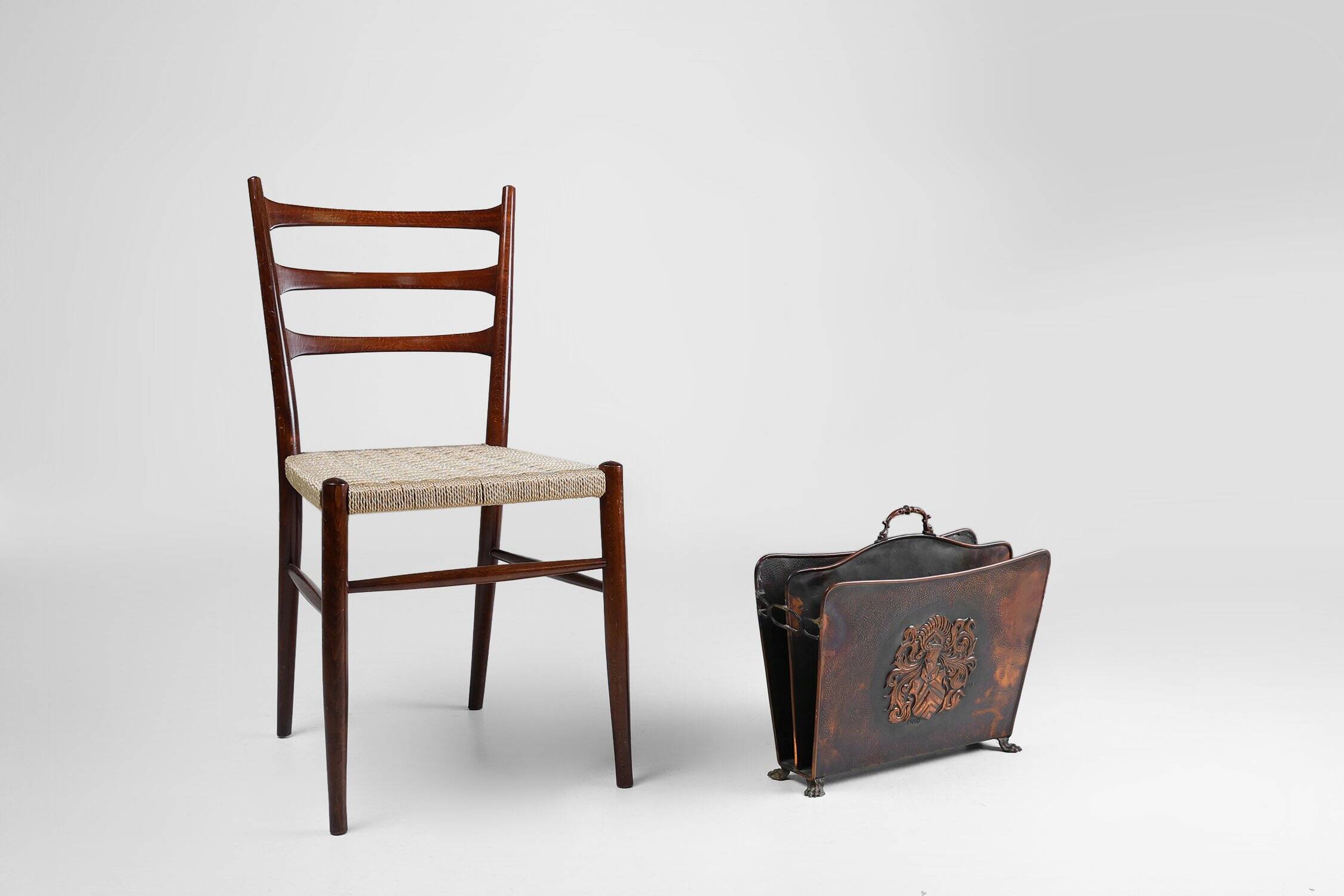 Mid-Century Magazine Rack in Hammered Copper, France, 1890s