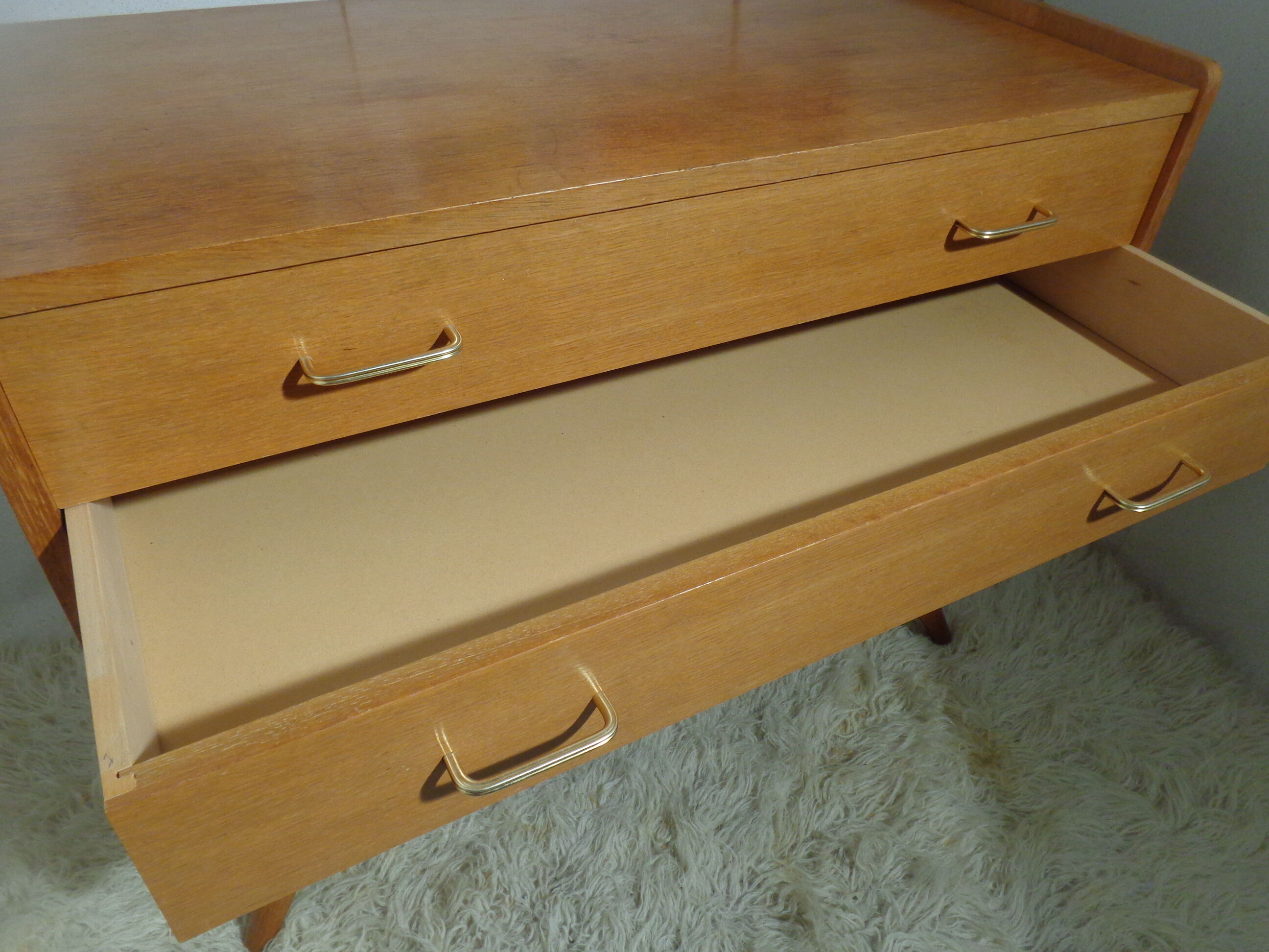 Dresser vintage Scandinavian feet compass year 60