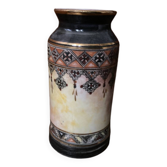 Porcelain vase signed Oubouzid Nordine Bejaia