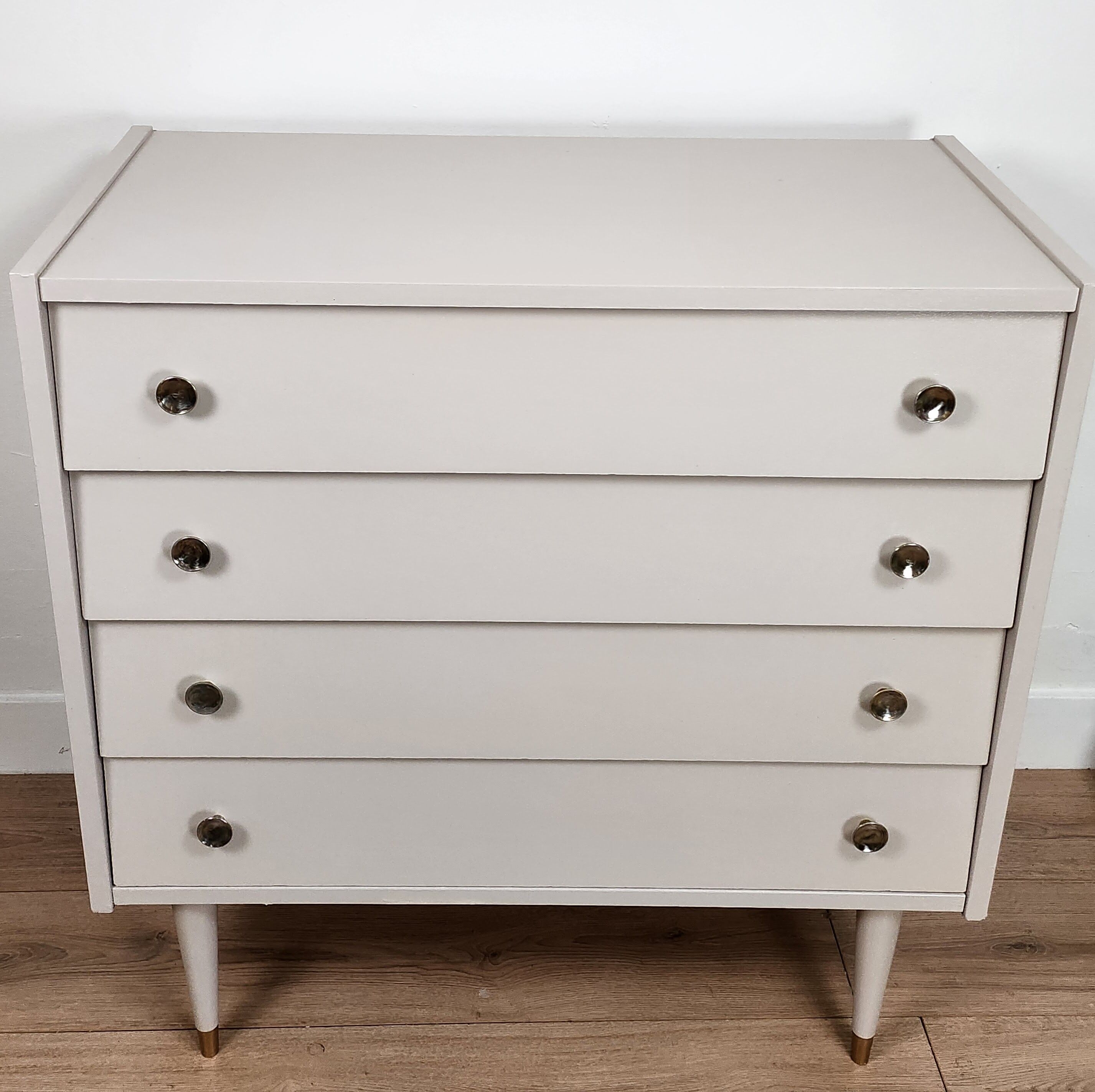 Vintage chest of drawers year 60