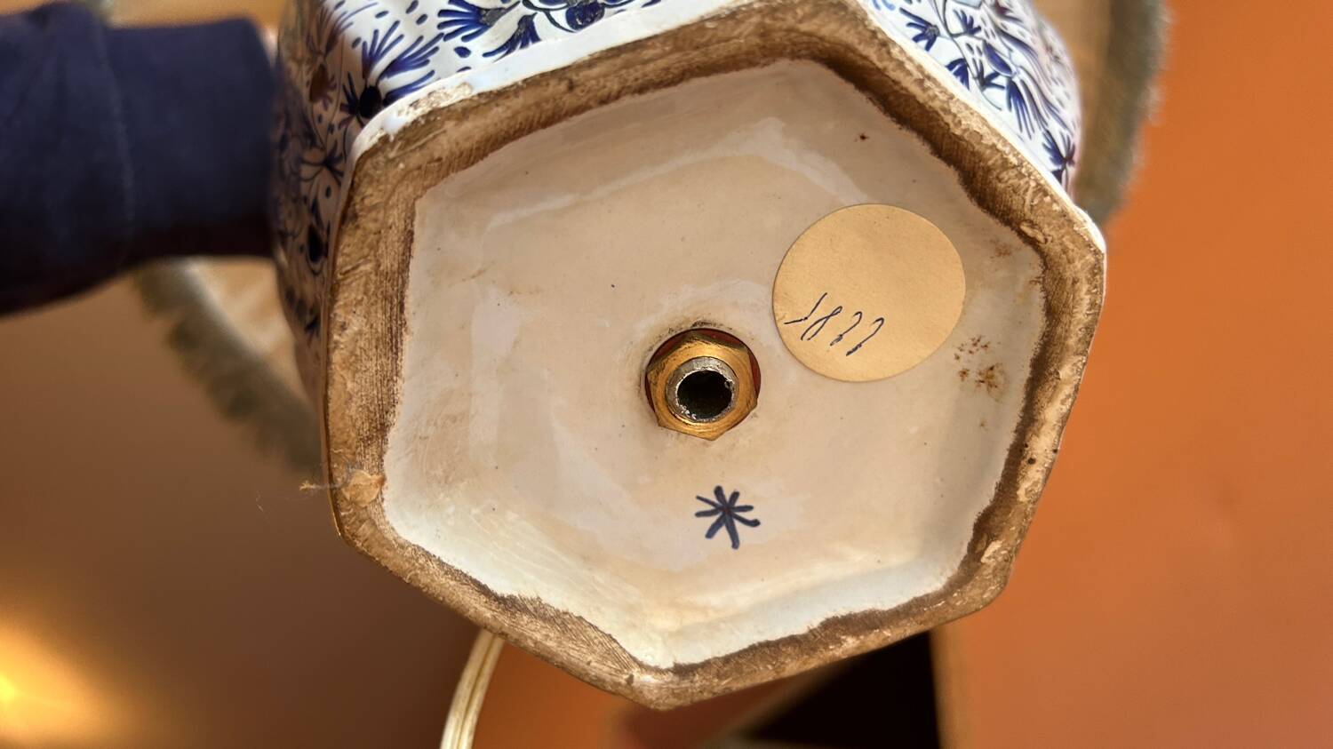 Antique porcelain lamp