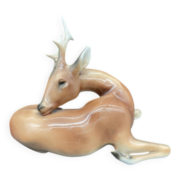 Royal Dux porcelain lying deer – Vintage Bohemian sculpture, mod
