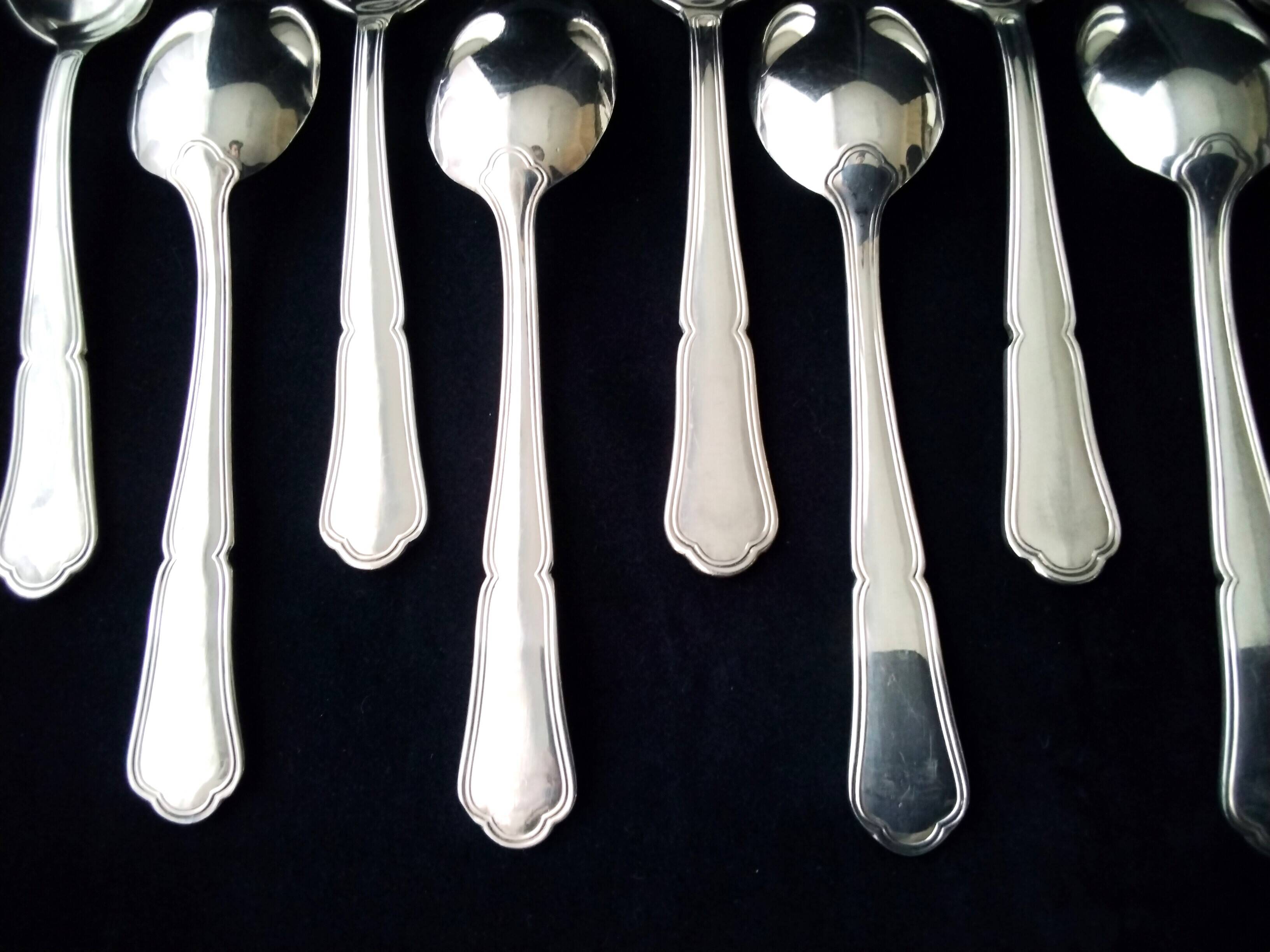 10 Silver-plated teaspoons, Regency Style