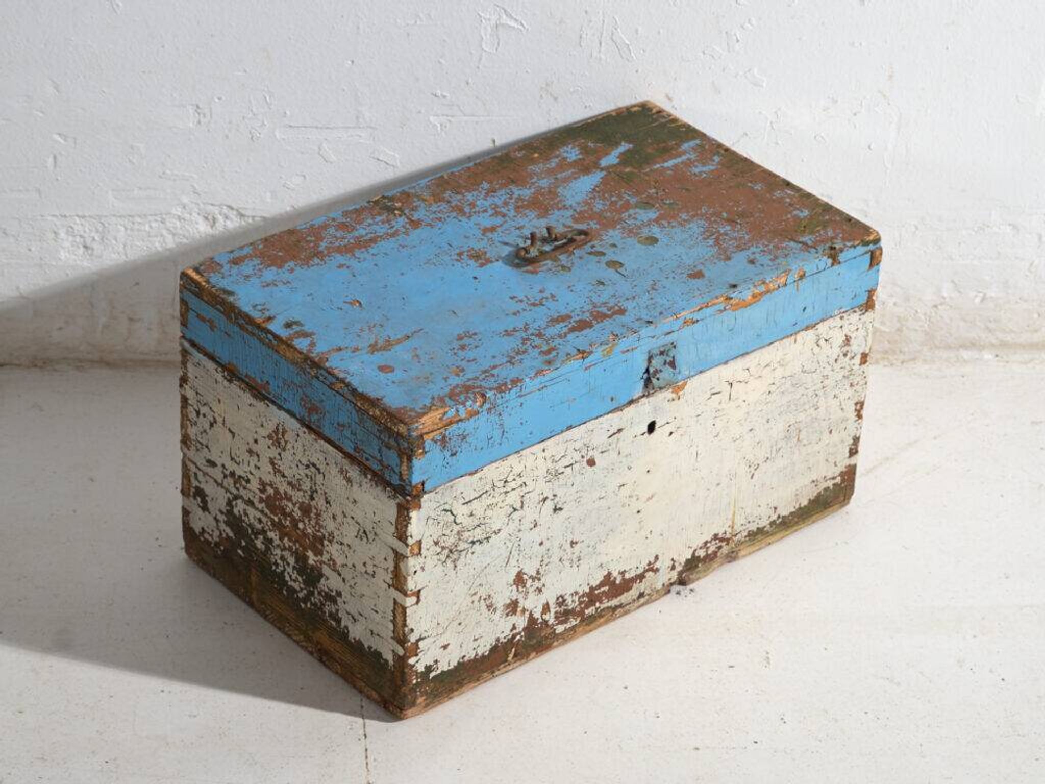 Small antique painted pine chest – Poland, around 1930