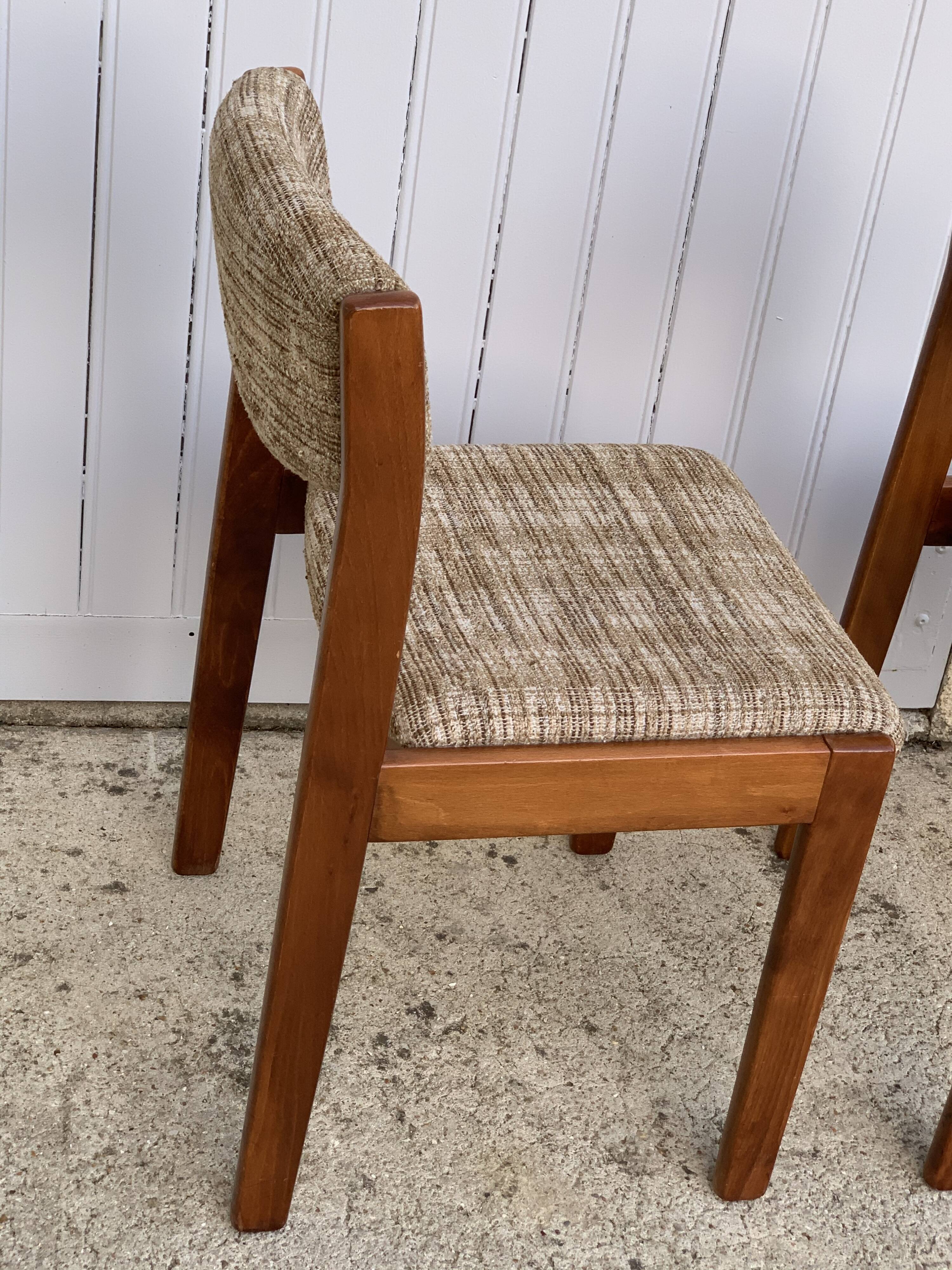 Pair of vintage chairs 1970