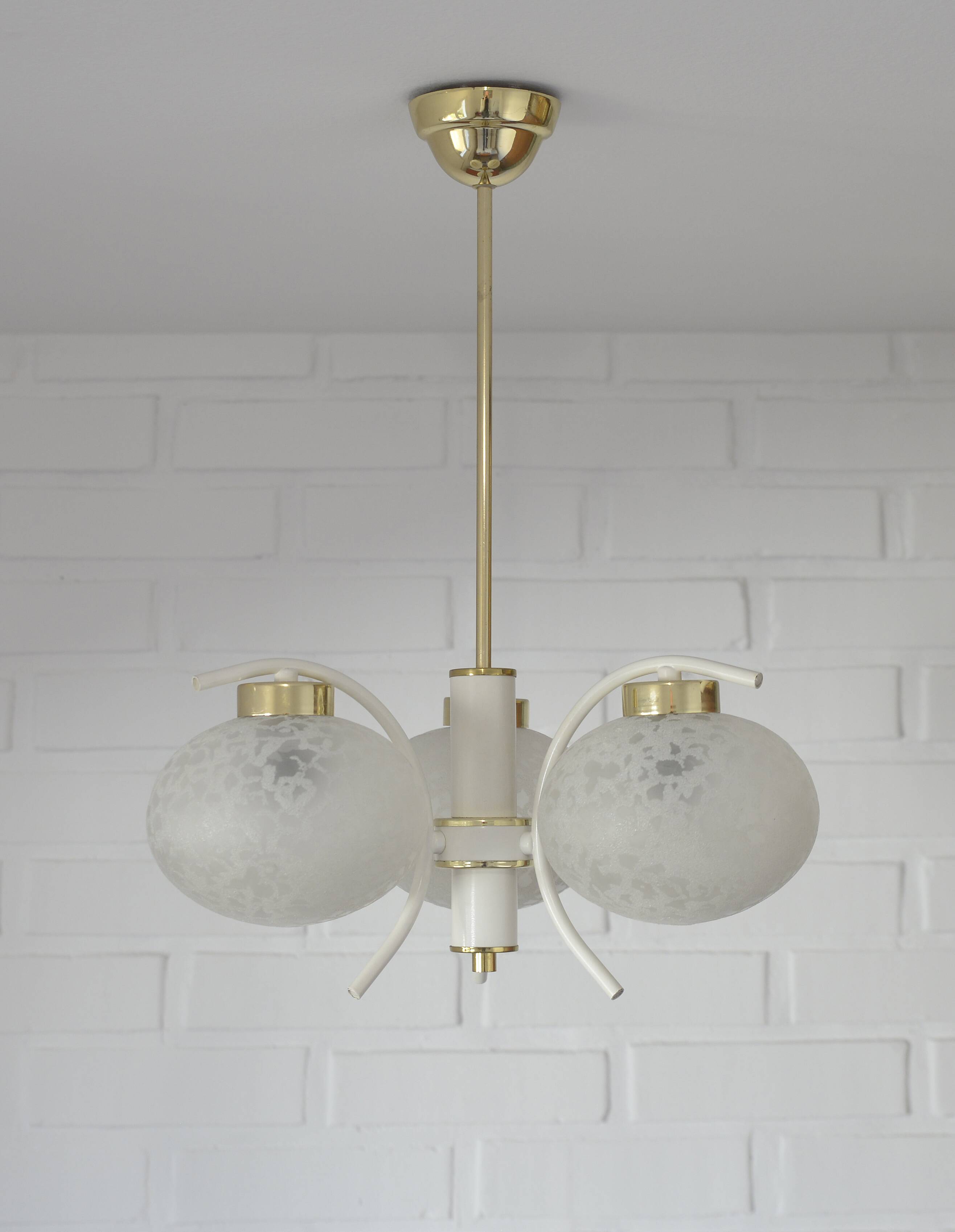 Vintage chandelier MCM Sputnik pendant lamp 1970s white hanging lamp