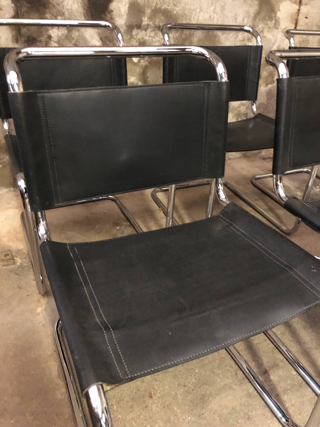 Ensemble de 7 Chaises S33 Mart Stam Circa 1980