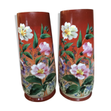 Vases en verre peint