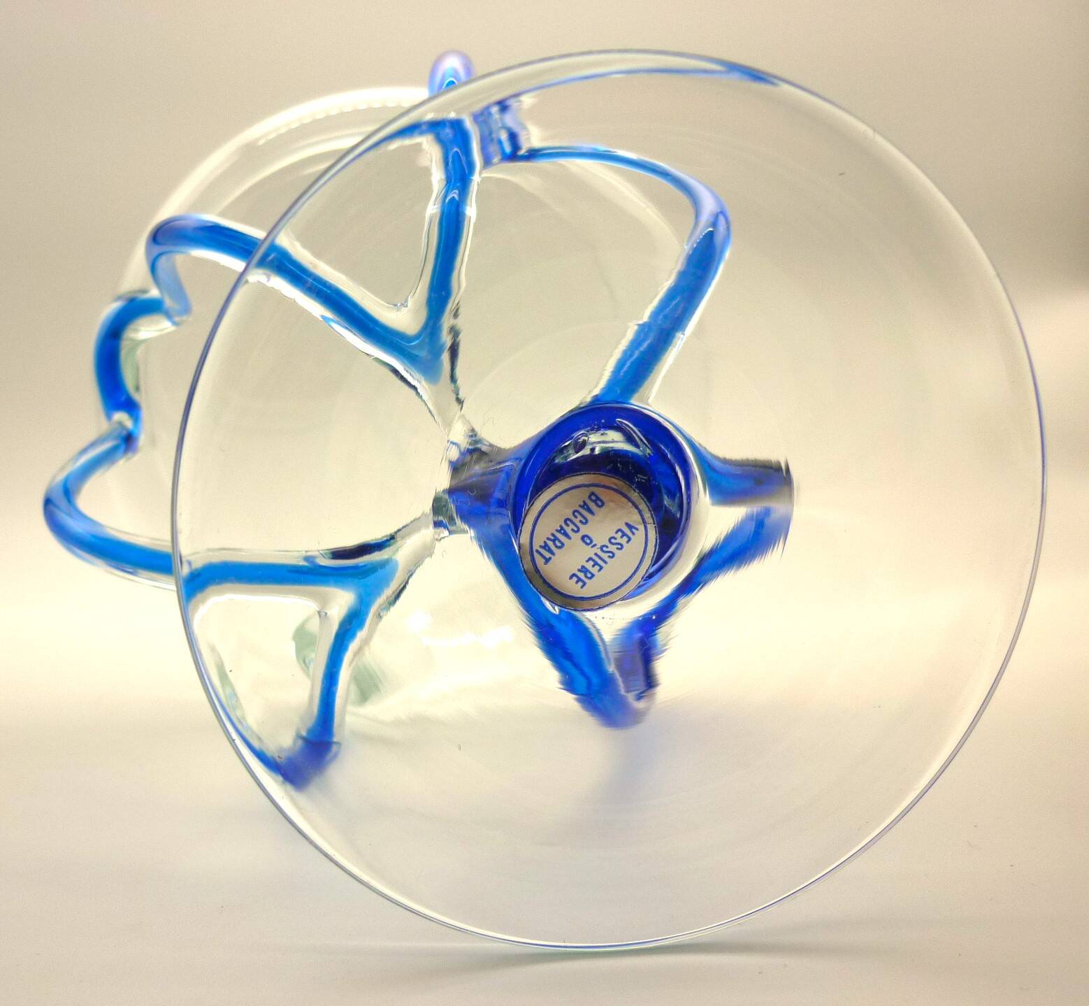 Blown crystal jellyfish bowl, creation by Vessiere at Baccarat.