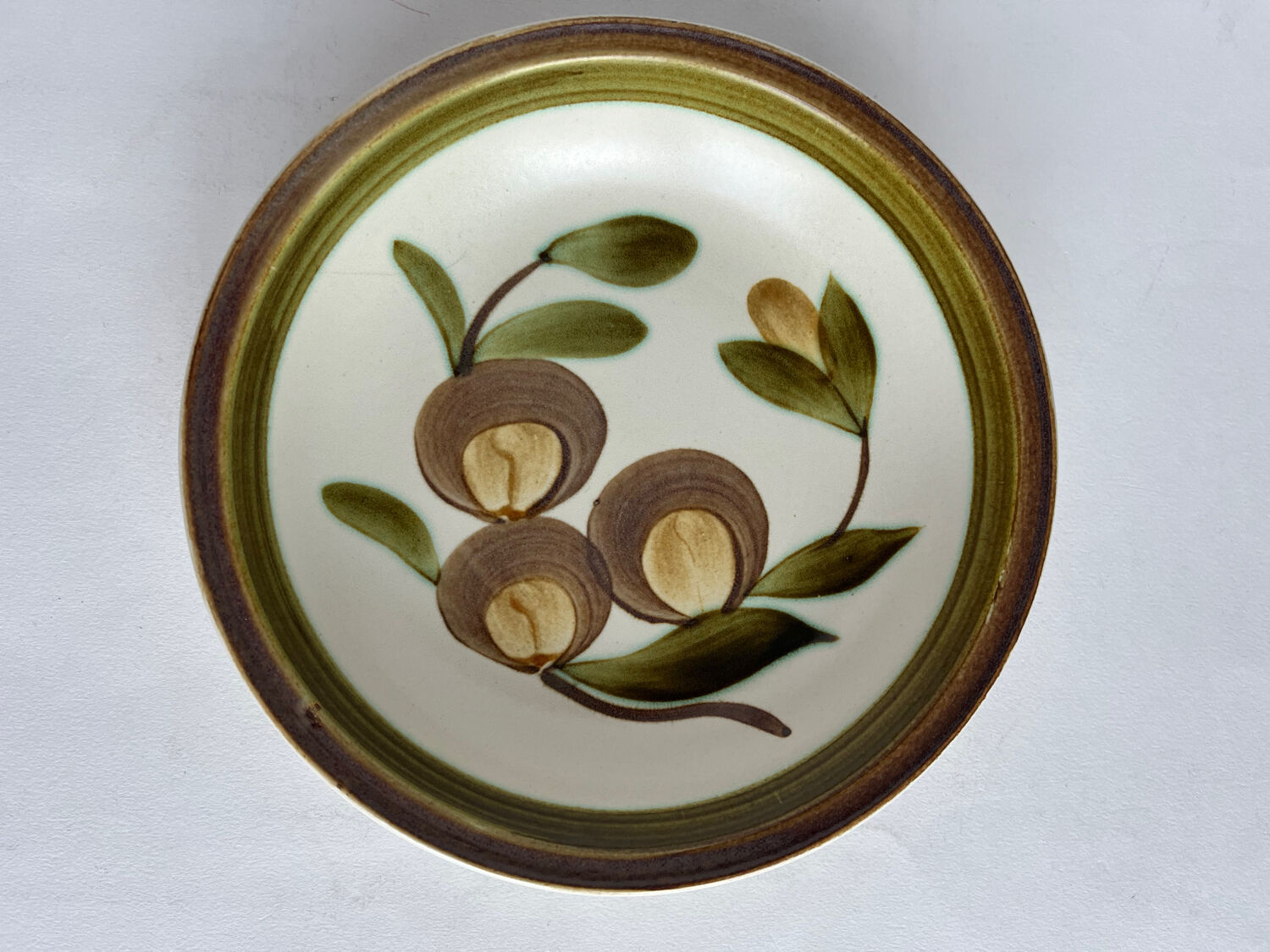 2 assiettes creuses en faïence de Gien