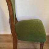 Chaise en velours vert vintage