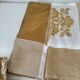 Nappe et 8 serviettes vintage – tons caramel et moutarde dorée