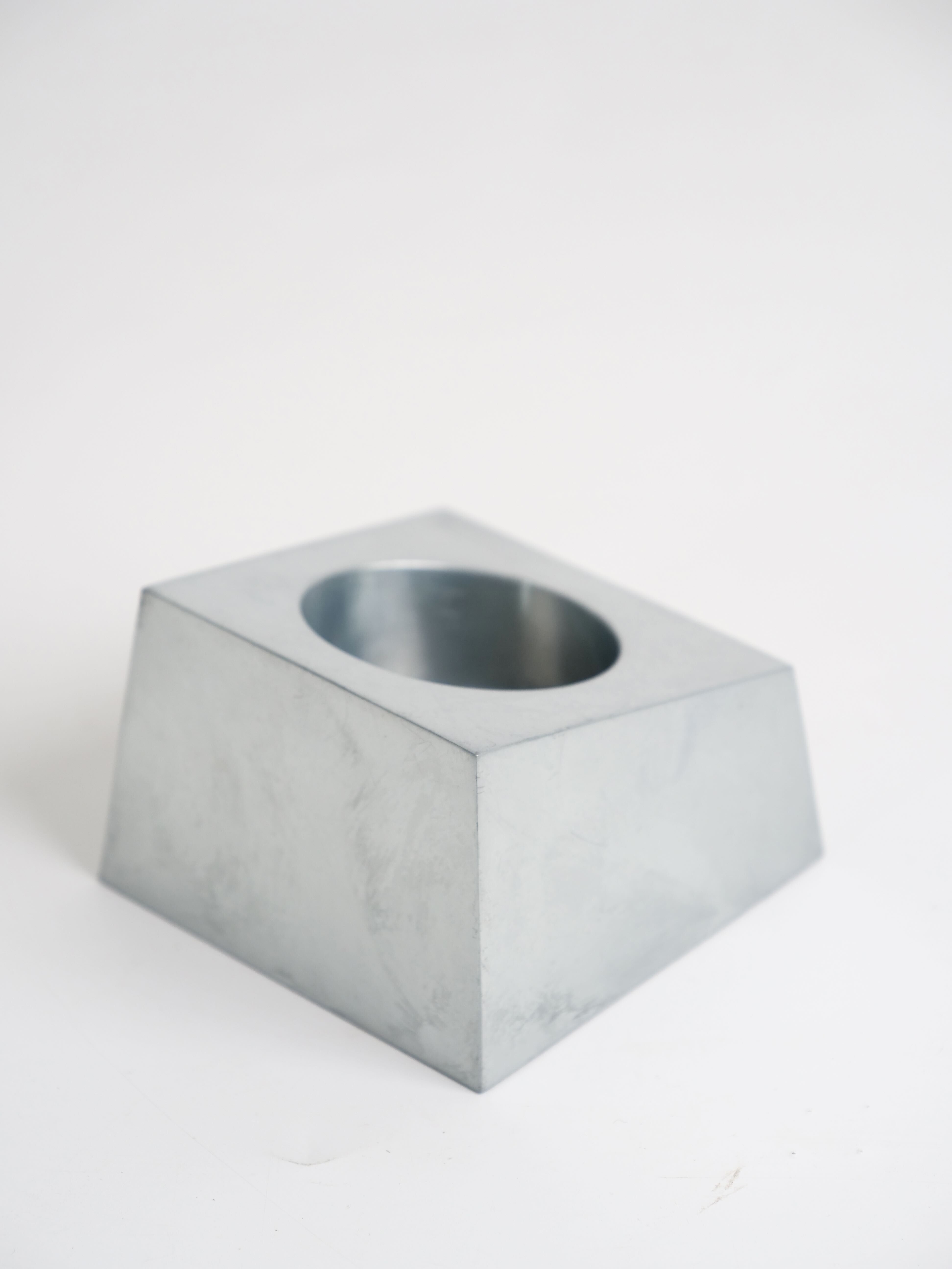 Aluminum design office accessories