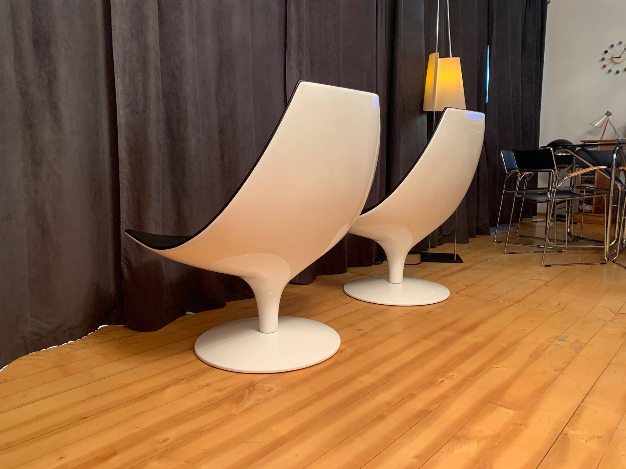 A pair of Moon armchairs by Pietro Arosio, Tacchini, Italy