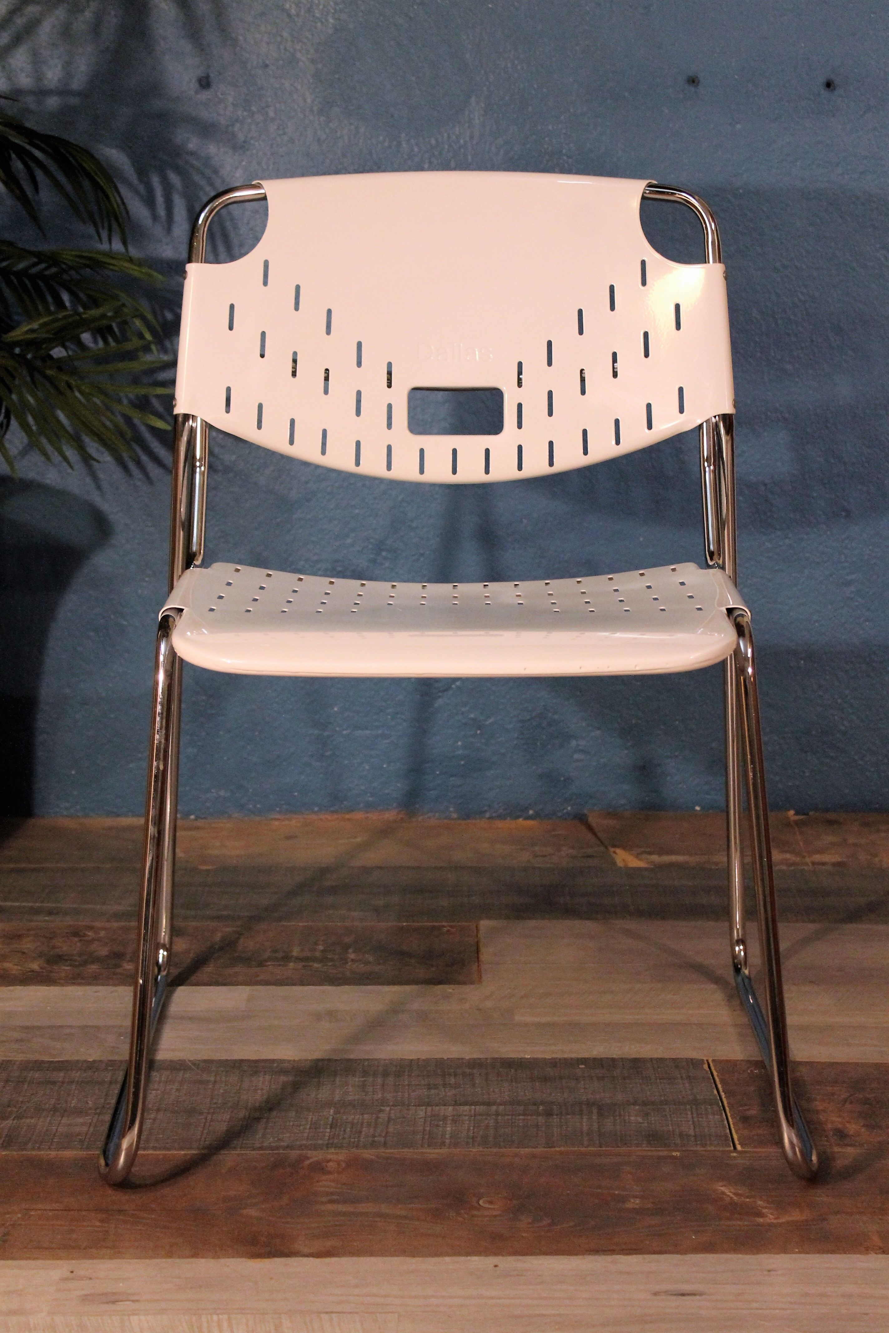 "Dallas" Favaretto Chairs 1975