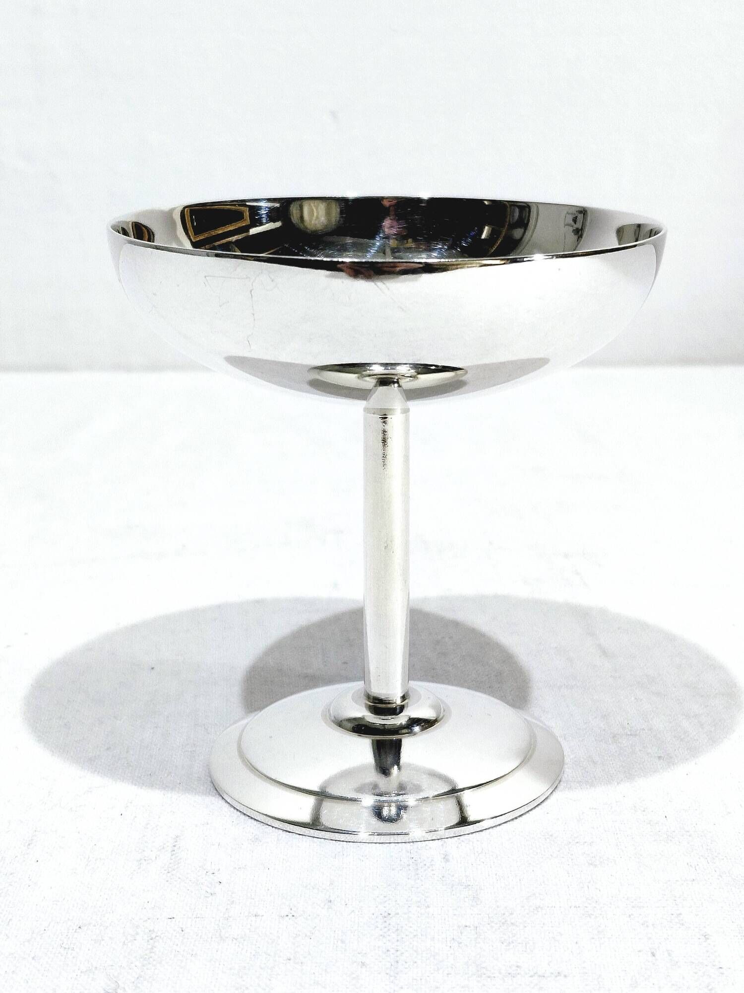 Christofle and Lino Sabattini - 12 Silver-Plated Metal Bowls