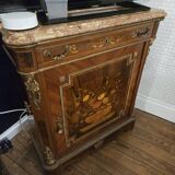 Support furniture in precious wood marquetry, richly decorated with floral marquetry.