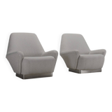 Pair of fabric and stainless steel lounge chairs by Gianni Moscatelli
