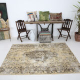 Classic beige & brown vintage rug, 211x155 cm