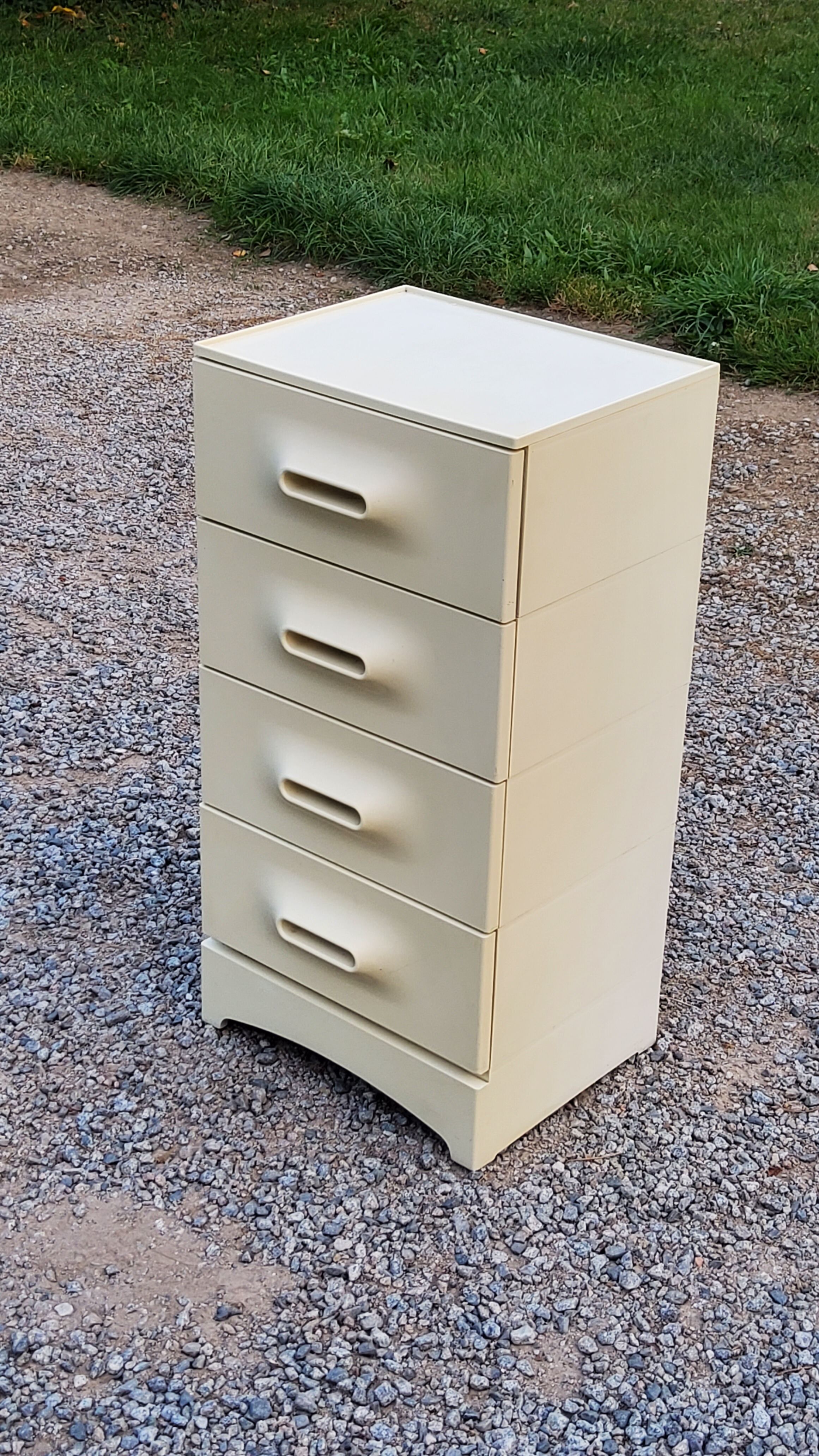 Marc Held chest of drawers in plastic from the 70s