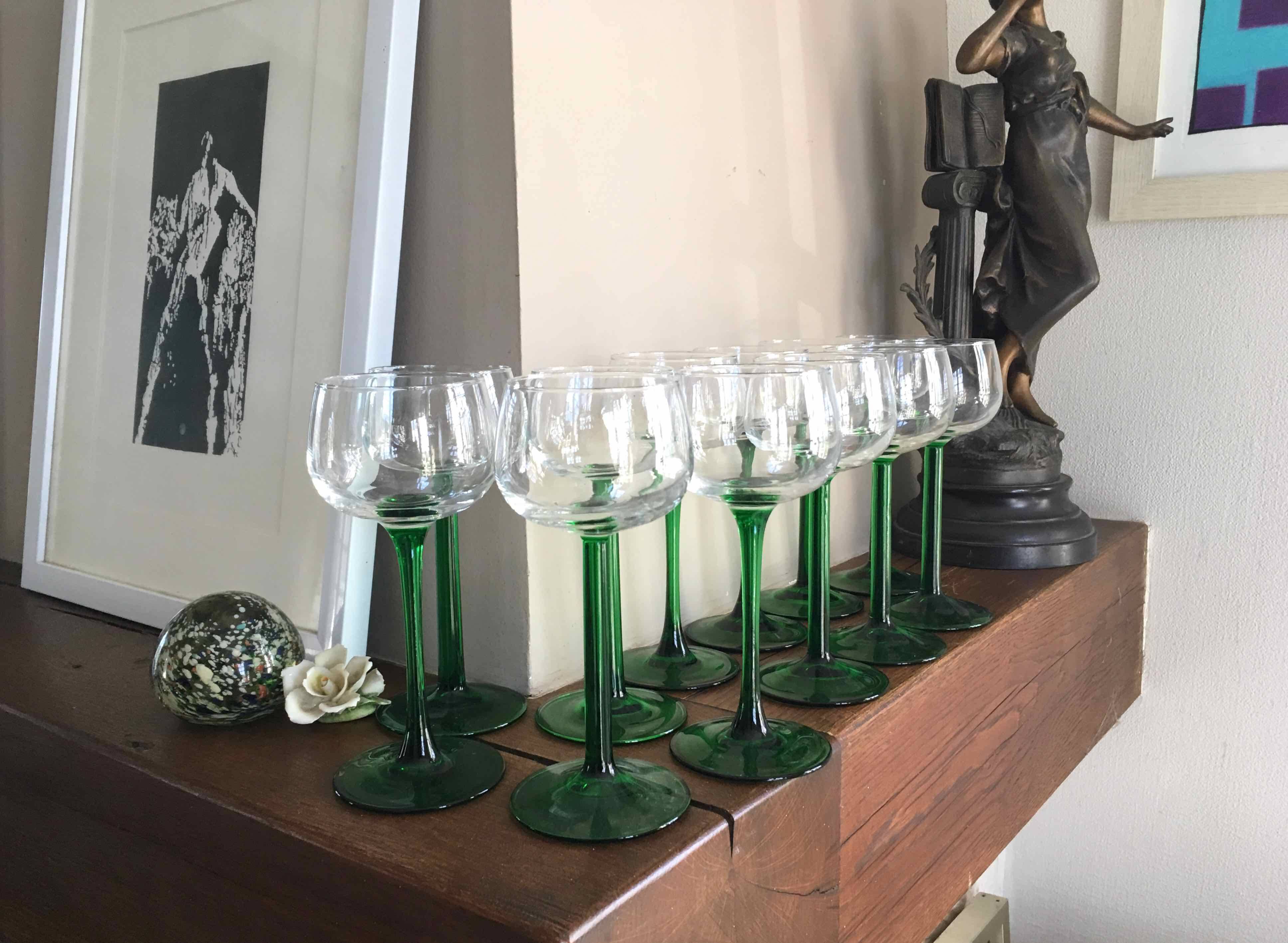 12 Alsace crystal wine glasses