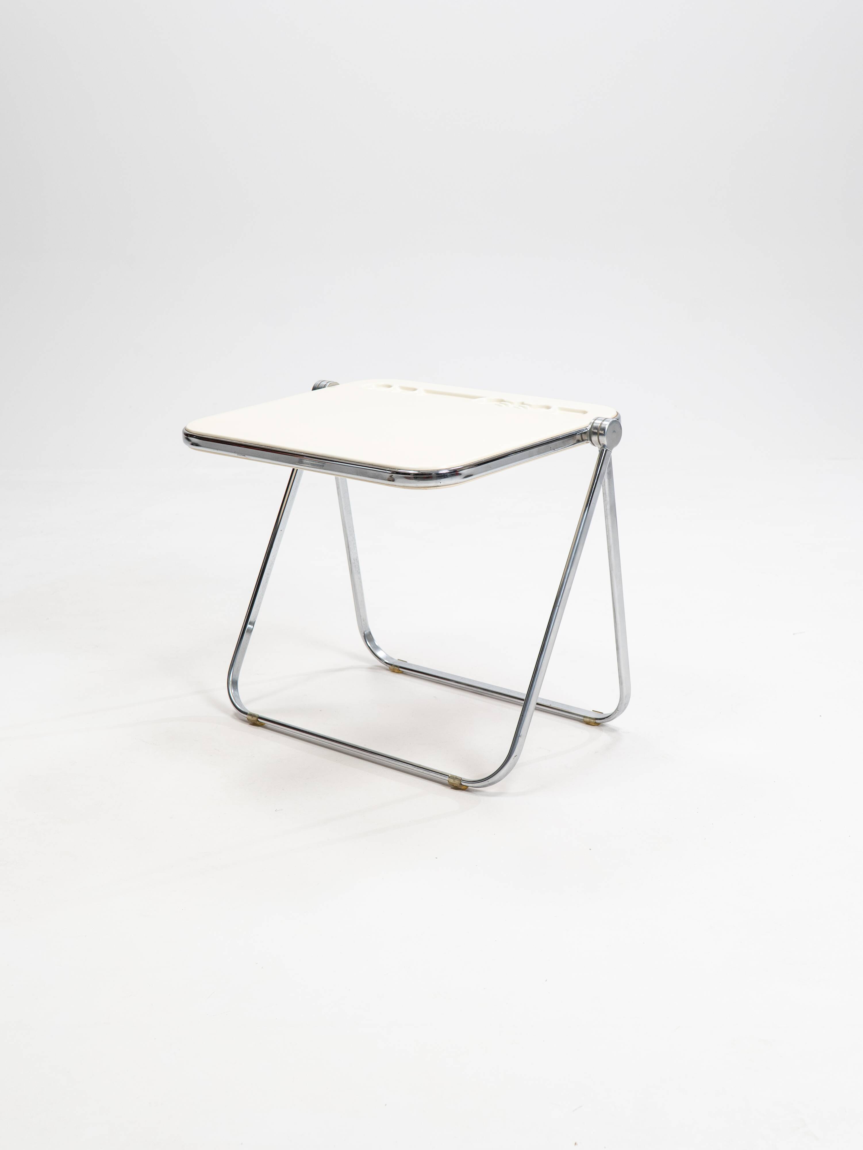 Vintage beige Platone folding desk by Giancarlo Piretti for Anonima Castelli, 1970s