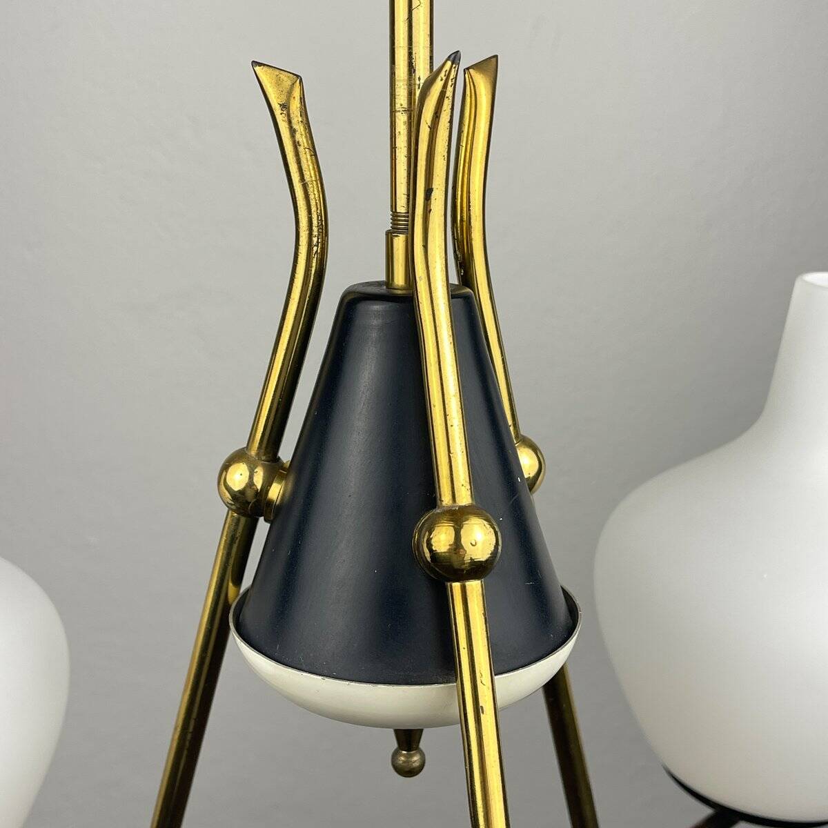 Modern Italian chandelier from the mid-century Stilnovo, 1950s.