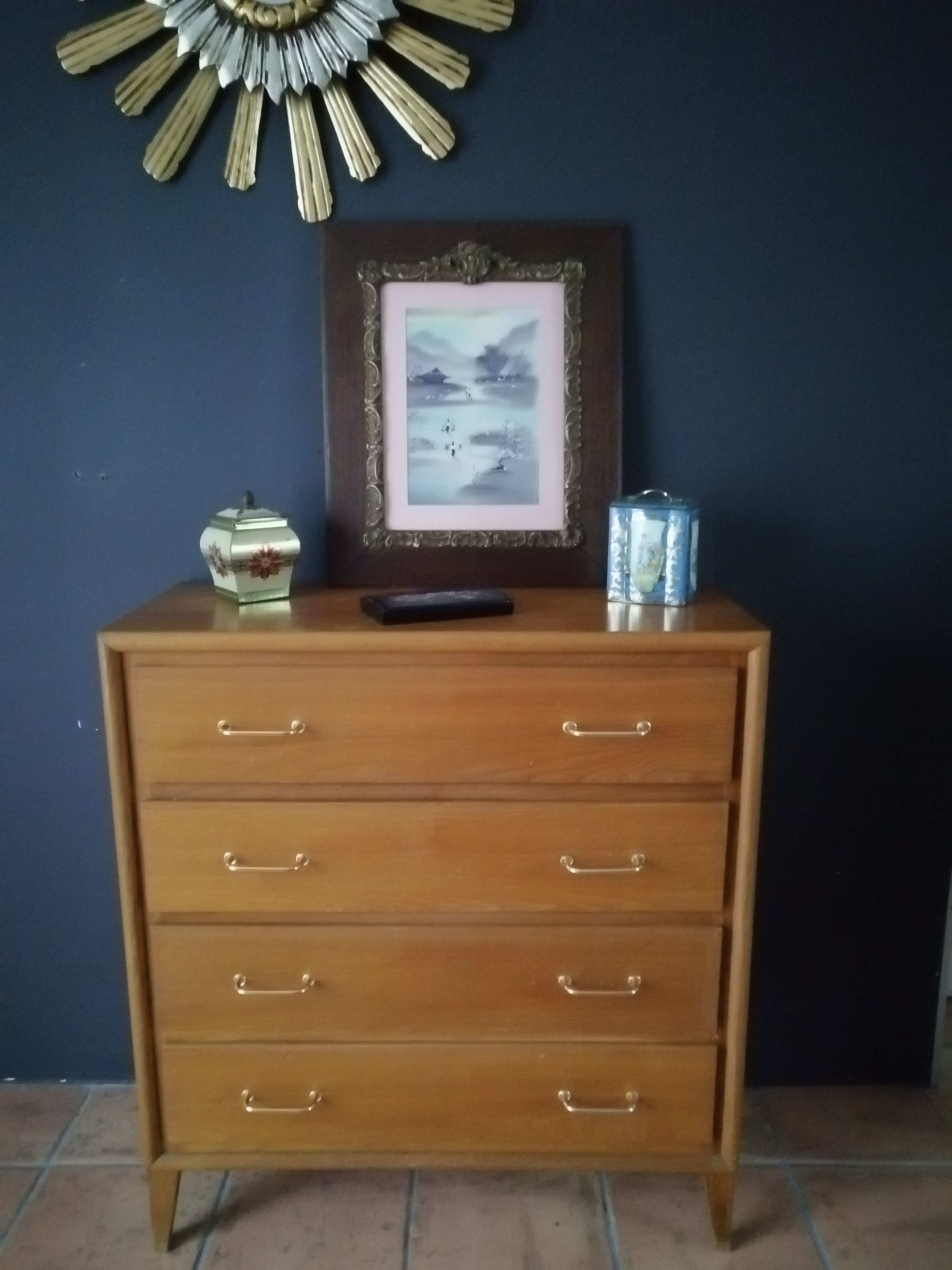 50/60s dresser