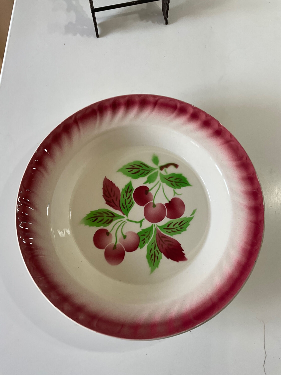 Plat creux Badonviller decors aux cerises
