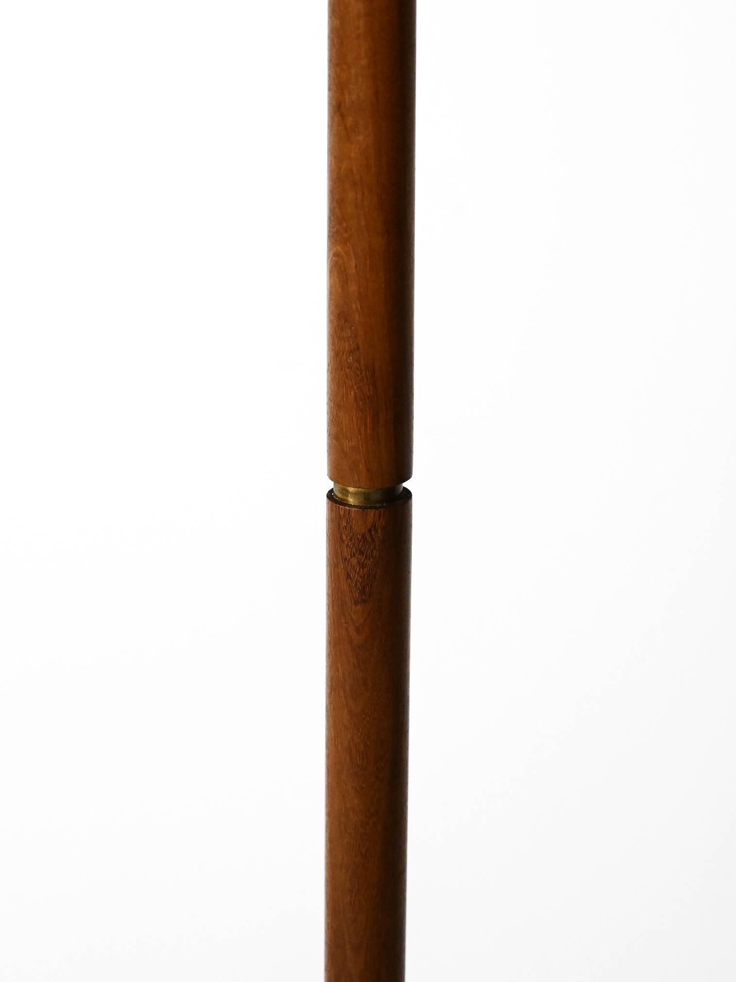 Lampadaire scandinave en chêne et laiton, années 50