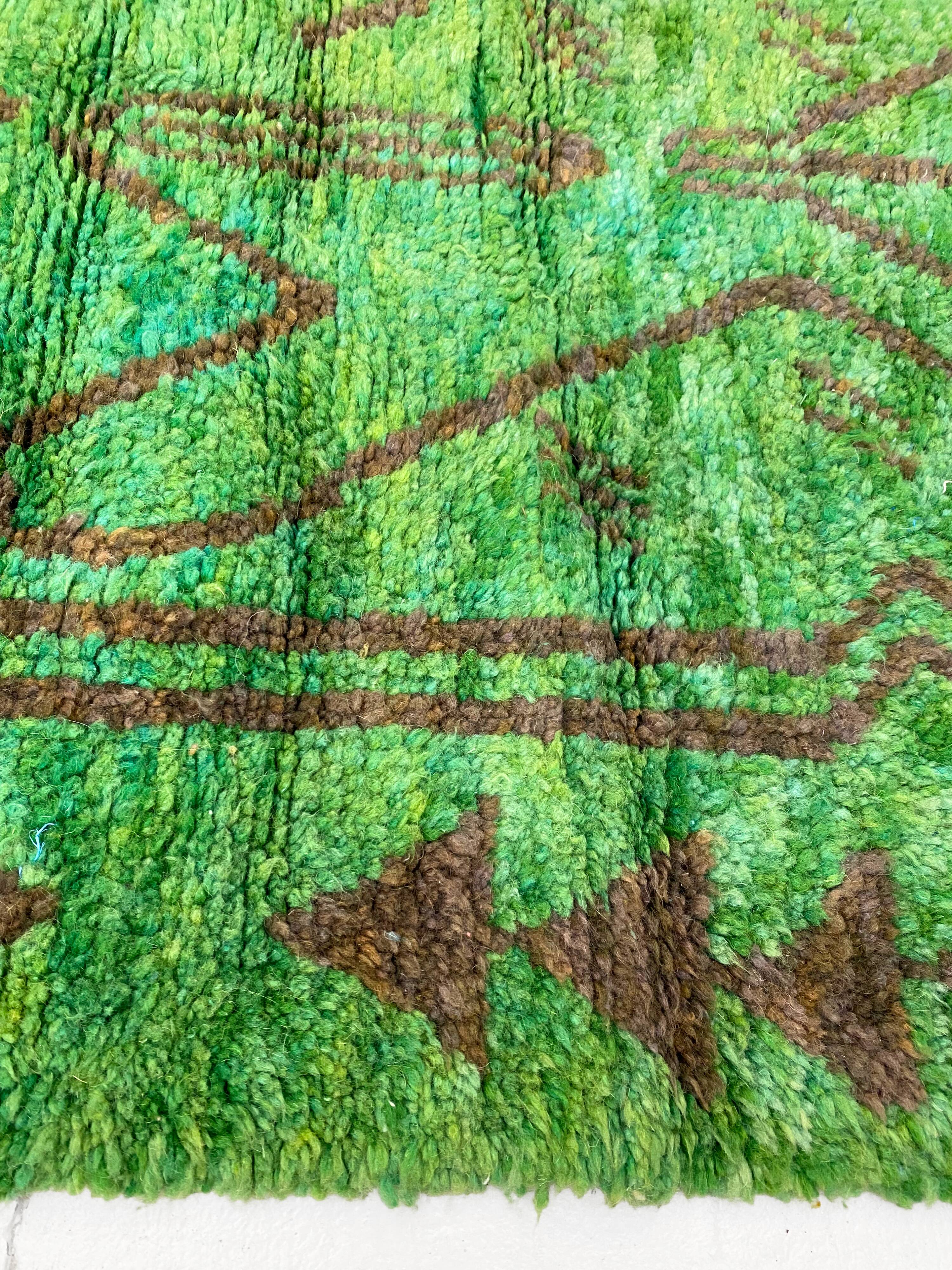 Green Beni Ouarain Berber rug with brown patterns, 1.45x1.10m