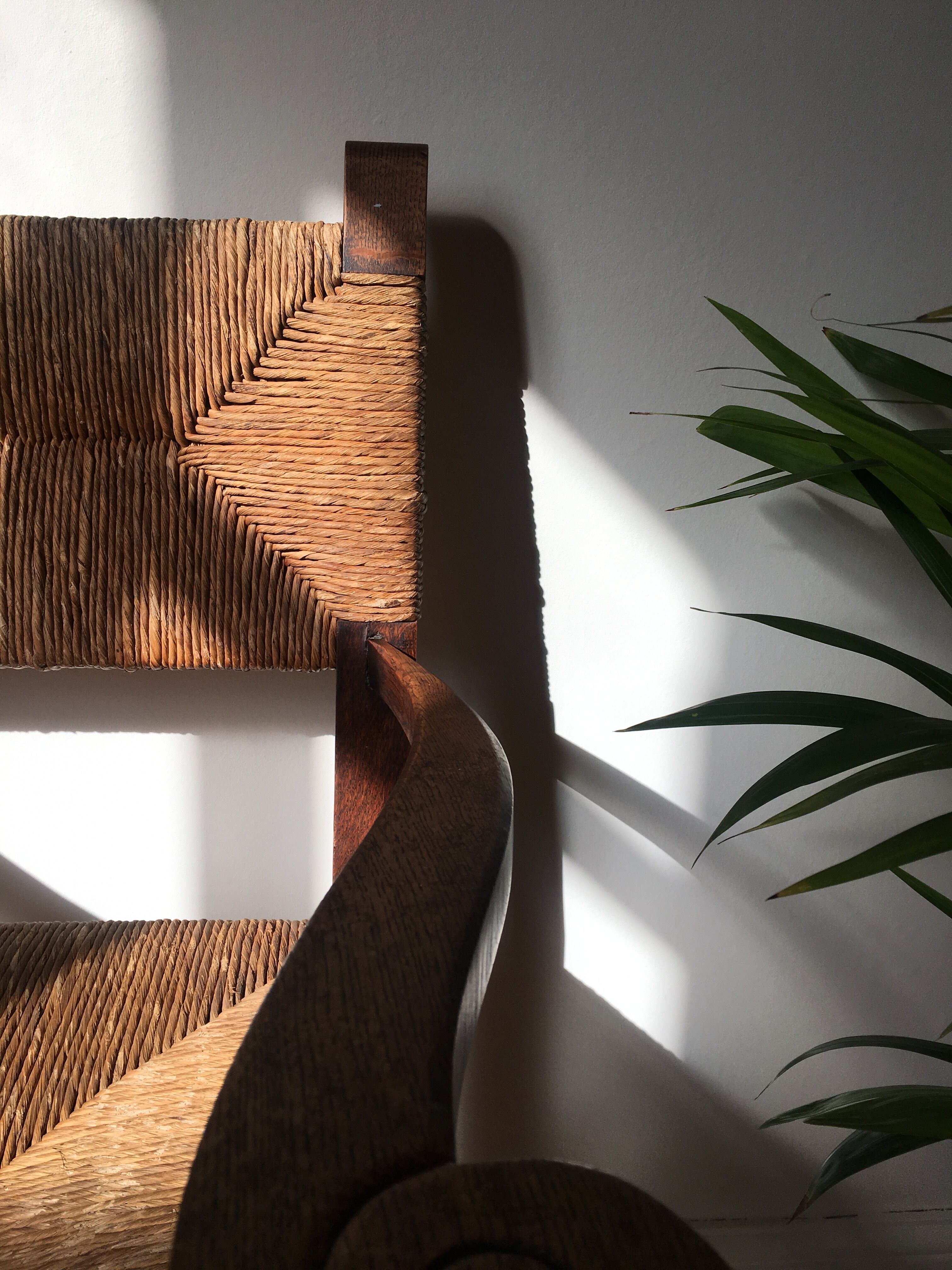 Rustic armchair solid wood and plaited straw