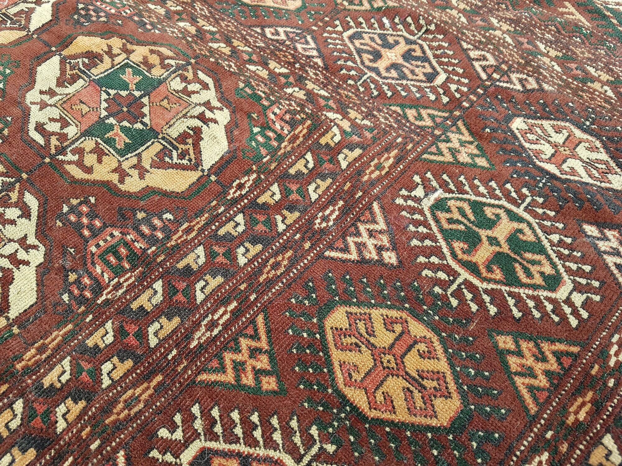 Vintage Turkish handmade rug 208x262 cm