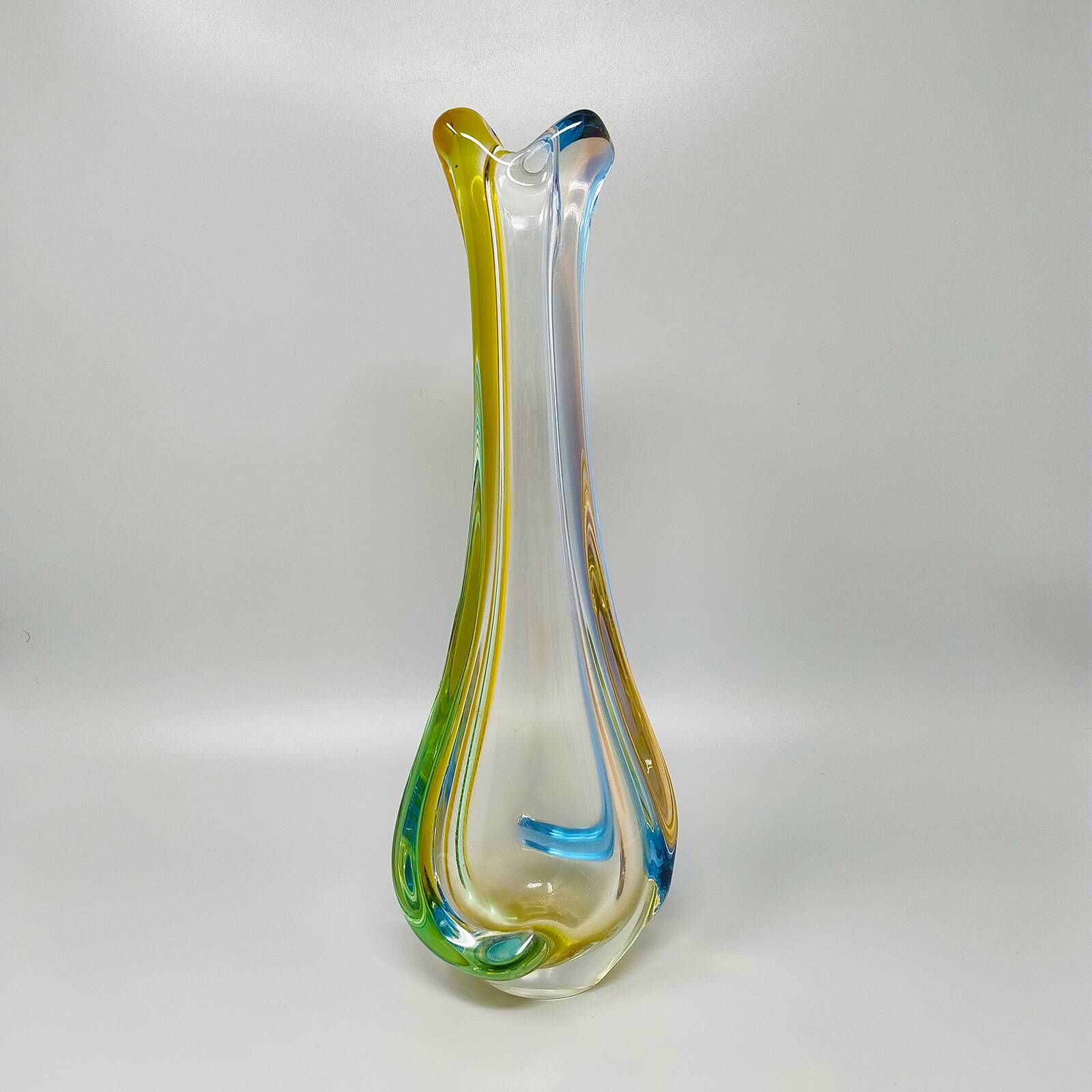 1960s Gorgeous Murano Vase By Flavio Poli. Made in Italy