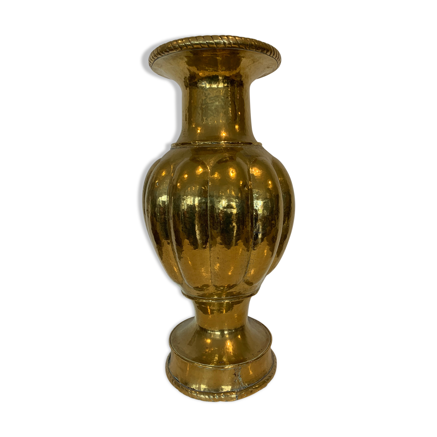 Vase with godrons in hammered brass XX century