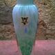 Vase with décor