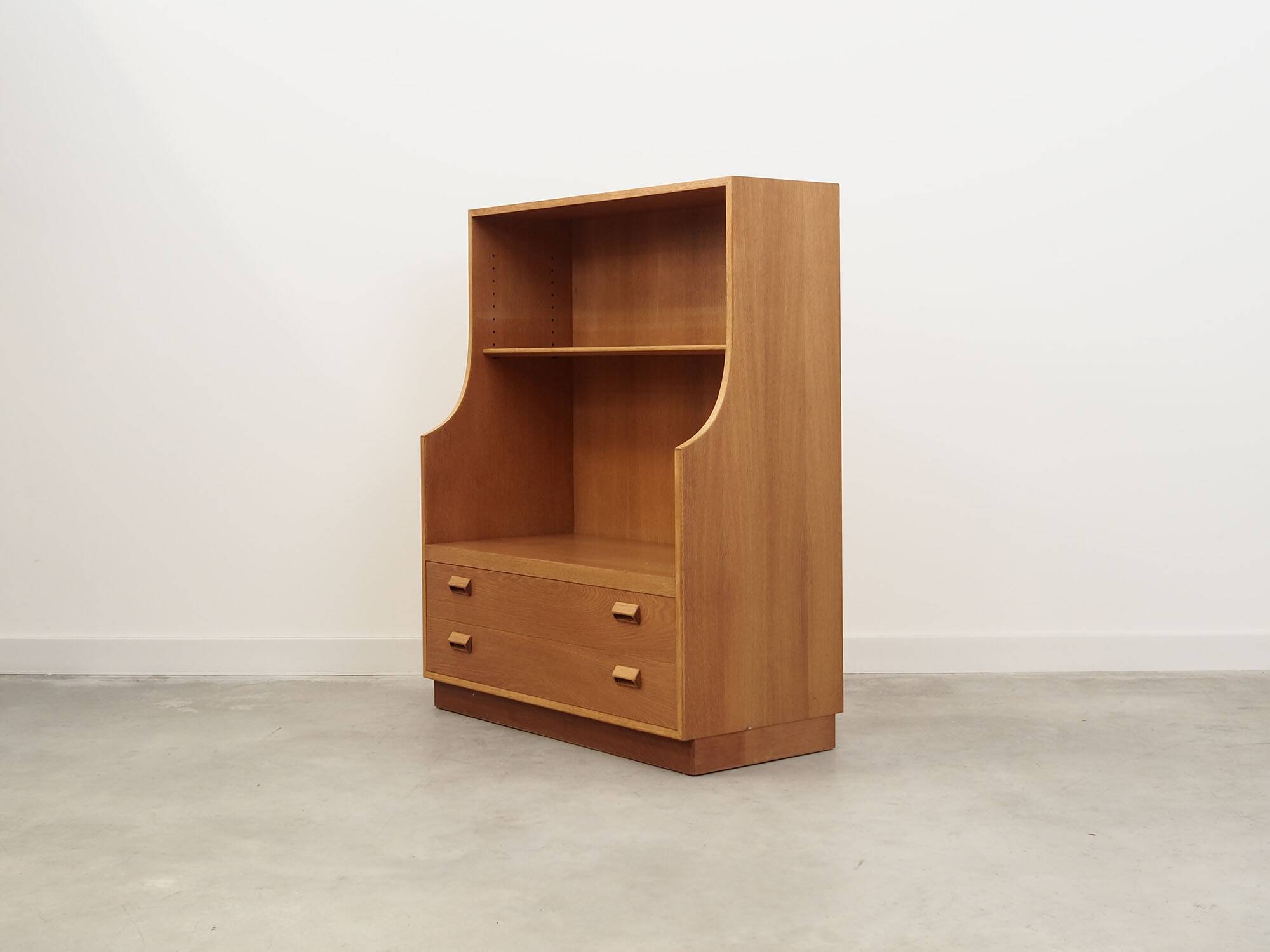 Ash bookcase, Danish design, 1970s, designer: Børge Mogensen