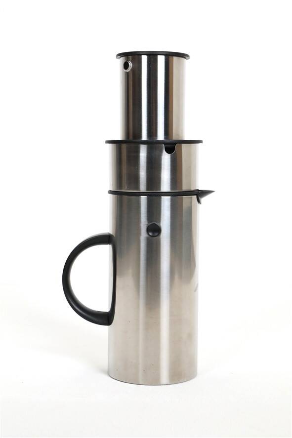 Ensemble Stelton / Erik Magnussen “EM 77” avec thermos, cruche à lait et sucrier / Acier inoxydable / 0,5 L / Design danois moderne