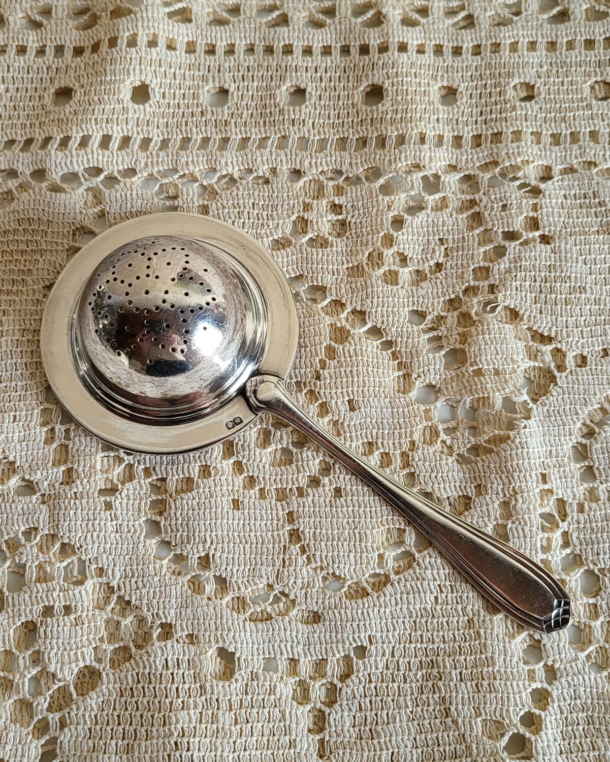 Silver-plated tea strainer