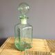 Carafe en verre verte