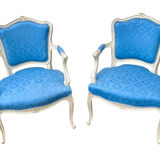 2 blue Louis XV armchairs