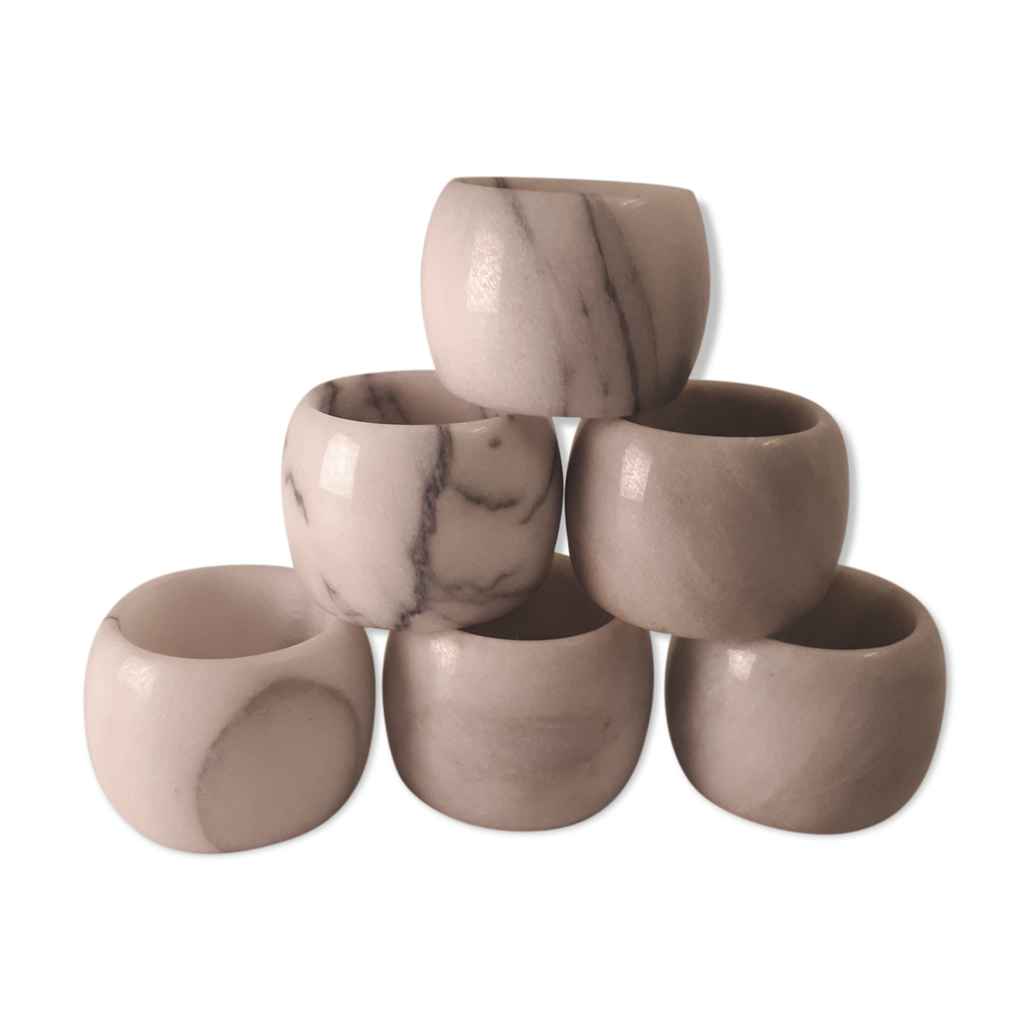 Lot of 6 rounds of grey marble towel