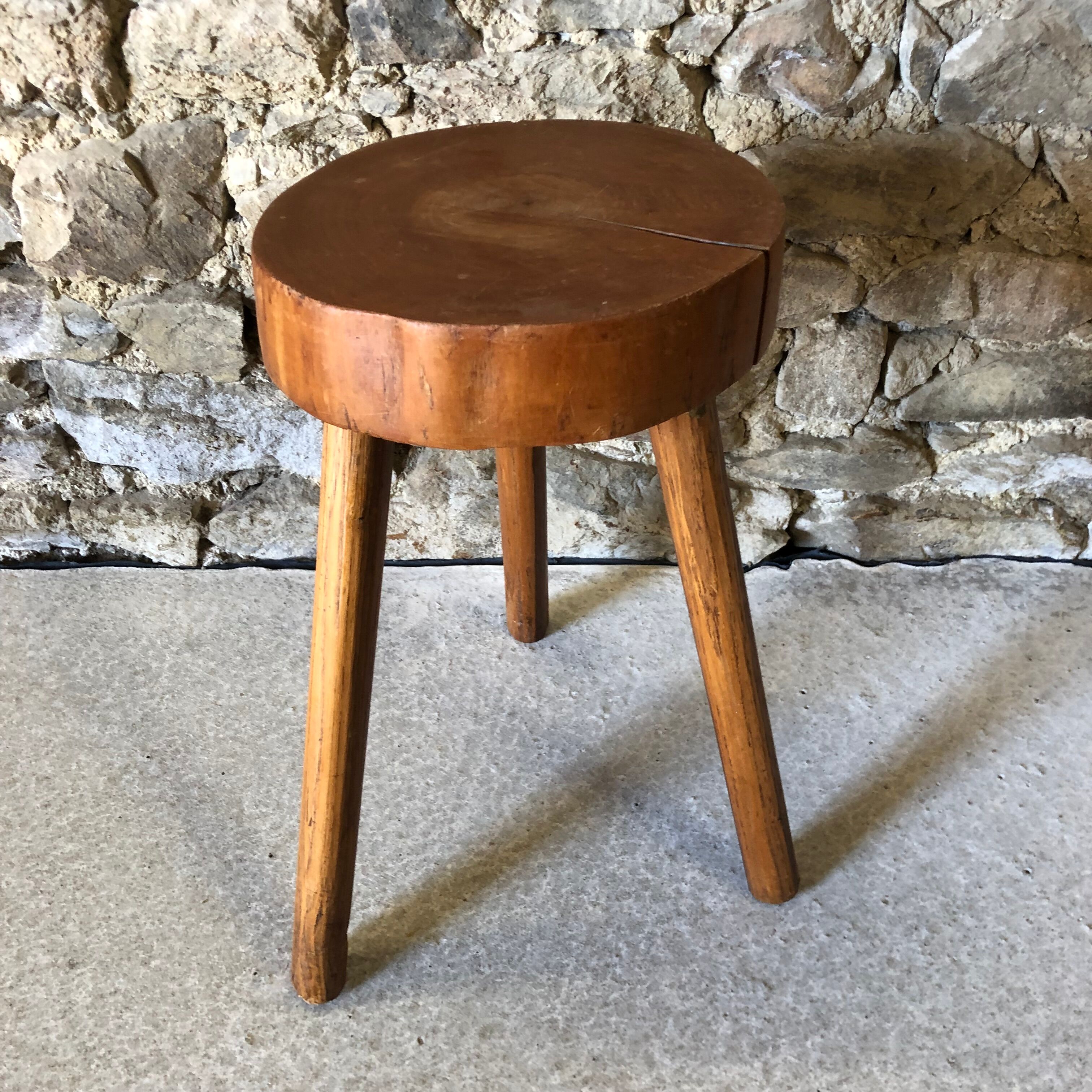 Lot de 4 tabourets en bois tripode art brut
