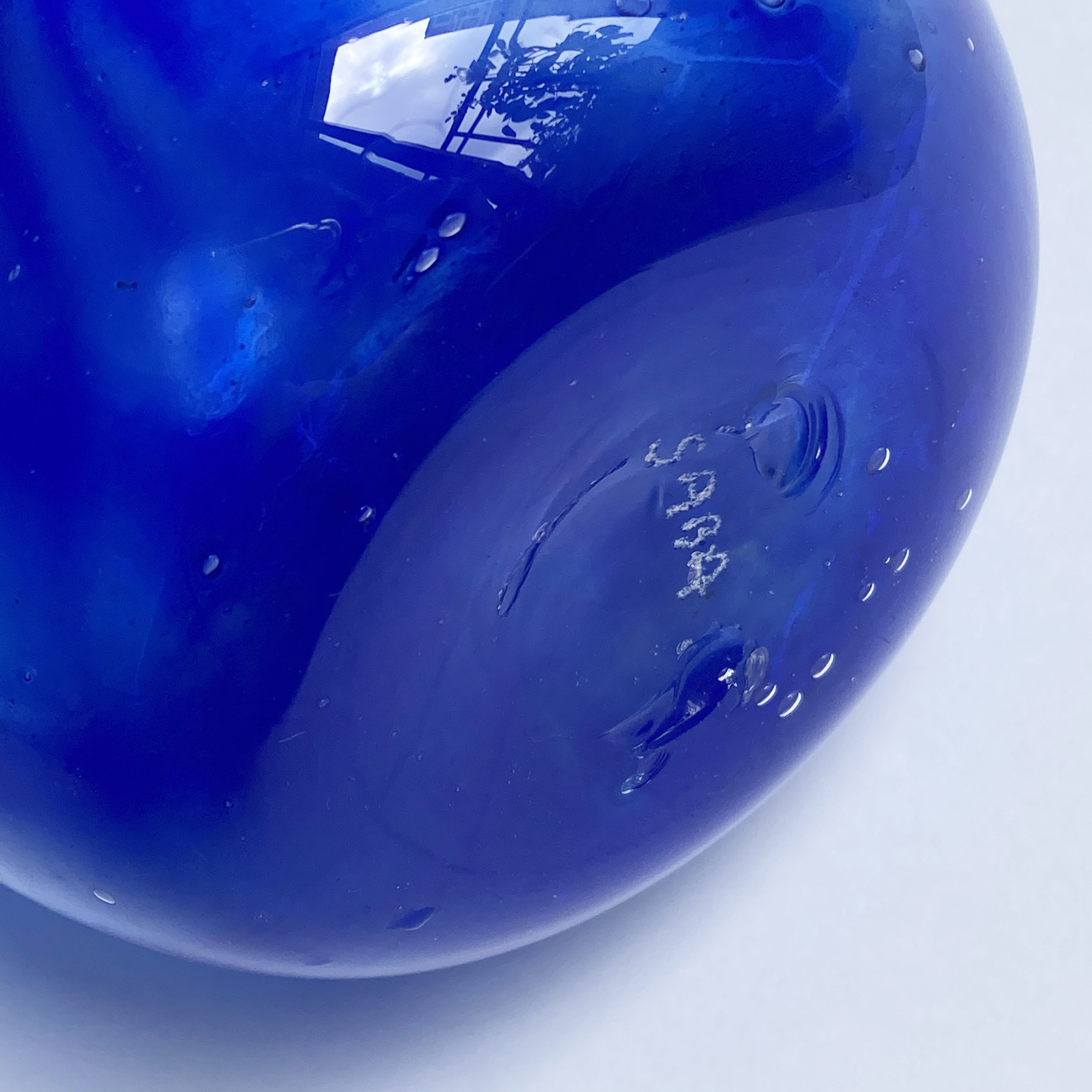 Soliflore vase in blue blown glass